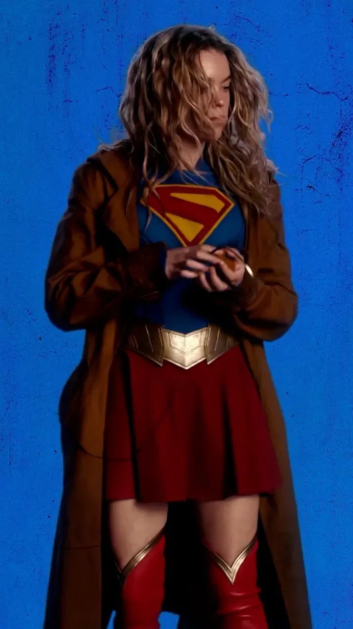 supergirl-teaser-trailer-photos-11.webp