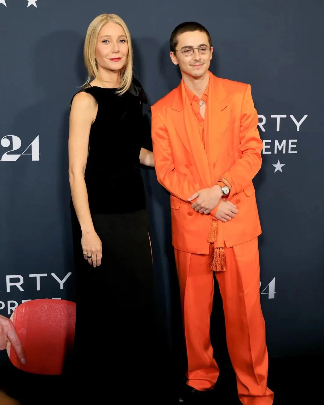 Marty Supreme lit up NYC! 🔥

Timoth&eacute;e Chalamet led last night&rsquo;s glamorous red carpet, with Gwyneth Paltrow joined by her kids Apple and Moses Martin, one stealing the show in unforgettable throwback fit &mdash; Apple in her mom&rsquo;s 