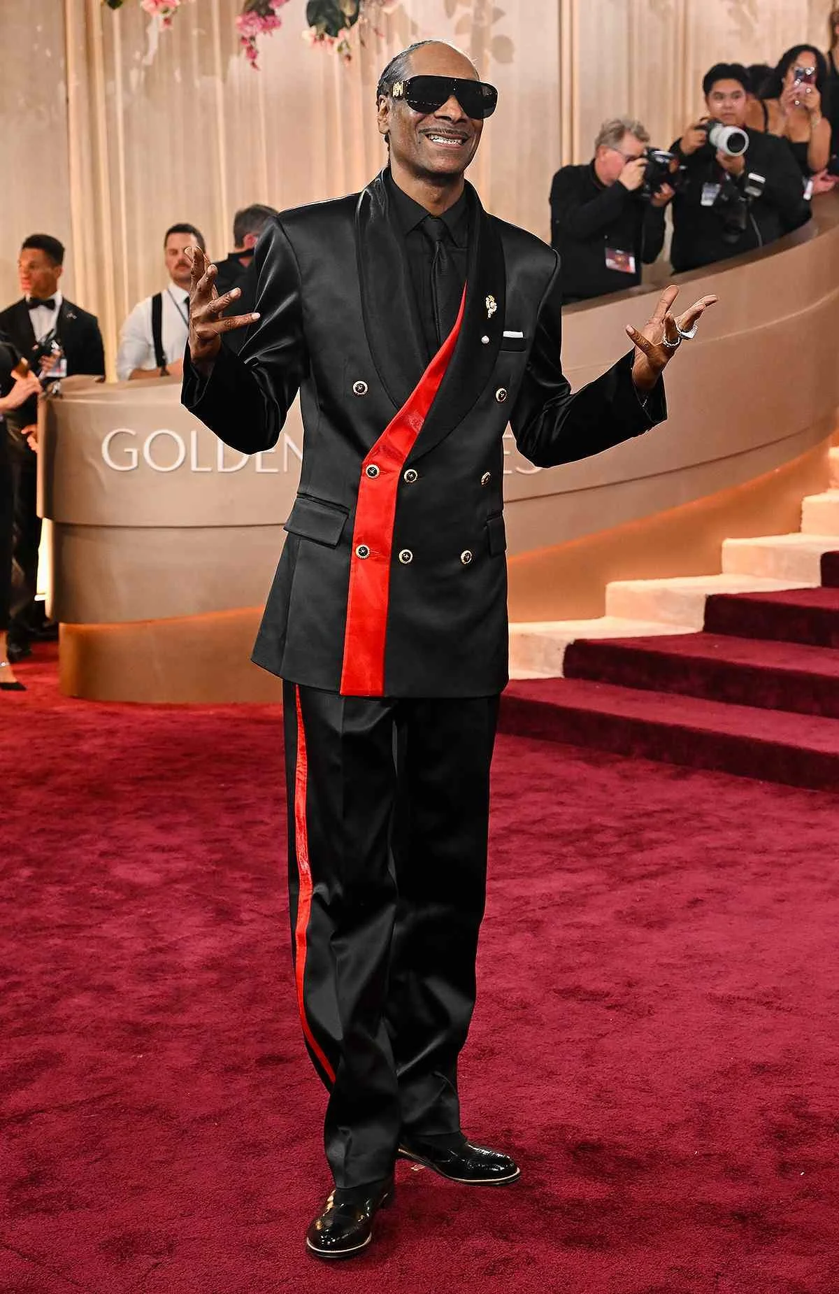 snoop-arrivals-golden-globes-2026-f860f04272e844c4aca864e564812e99.jpg