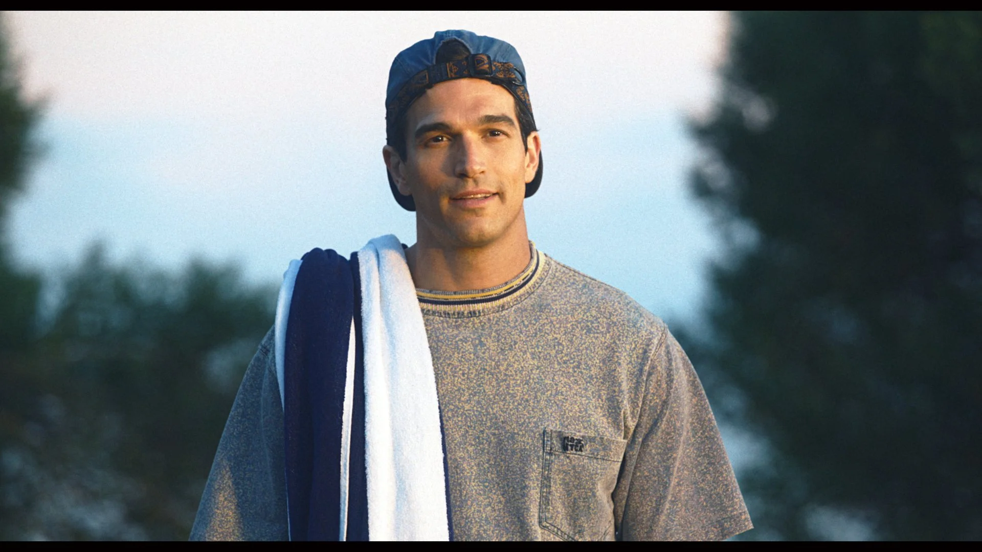  FX's Love Story: John F. Kennedy Jr. & Carolyn Bessette -- "Battery Park" -- Season 1, Episode 5 (Airs Thurs., February 26) -- Pictured: Paul Anthony Kennedy as John F. Kennedy Jr. CR: FX 