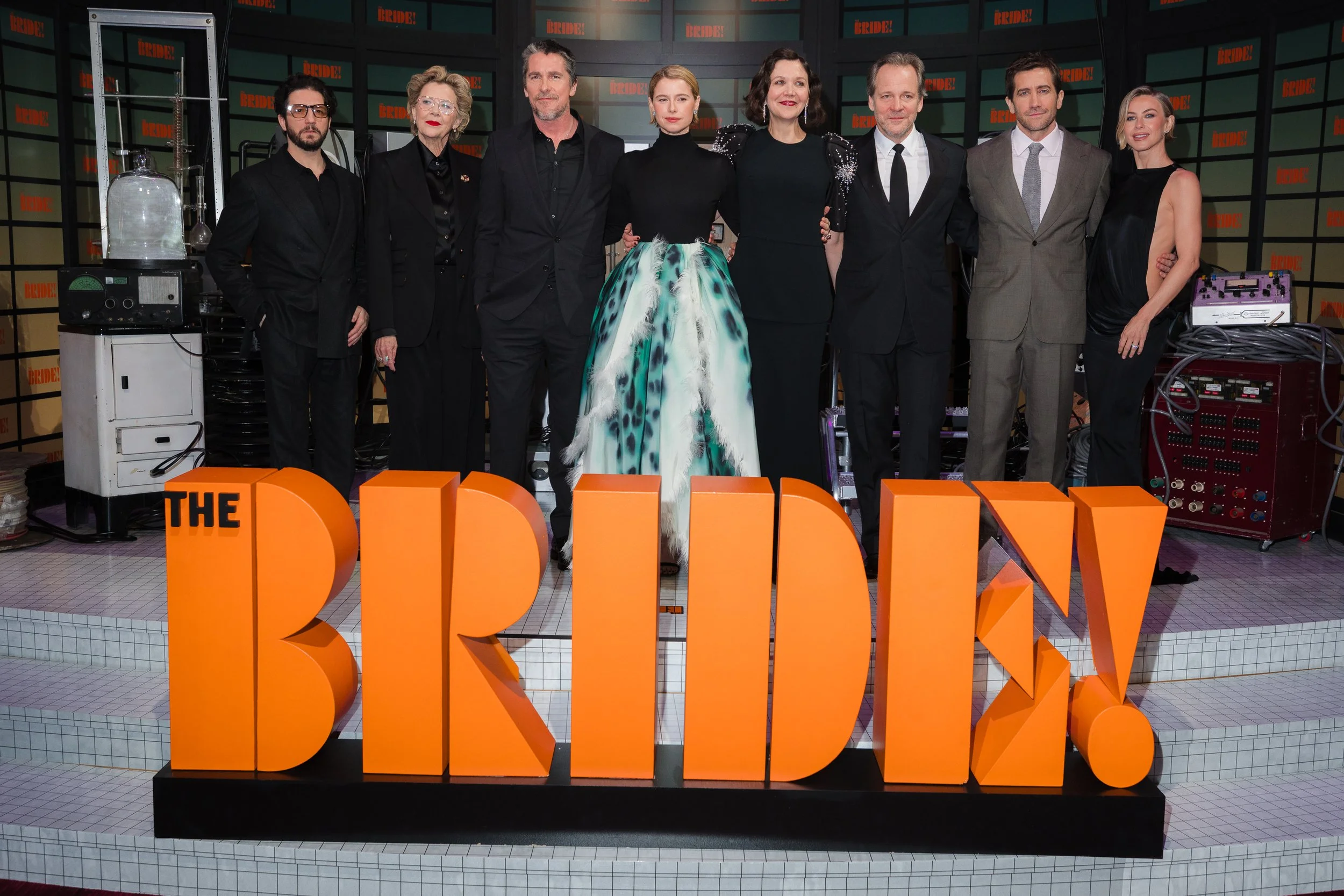  (L-R) John Magaro, Annette Bening, Christian Bale, Jessie Buckley, Maggie Gyllenhaal, Peter Sarsgaard, Jake Gyllenhaal, and Julianne Hough 