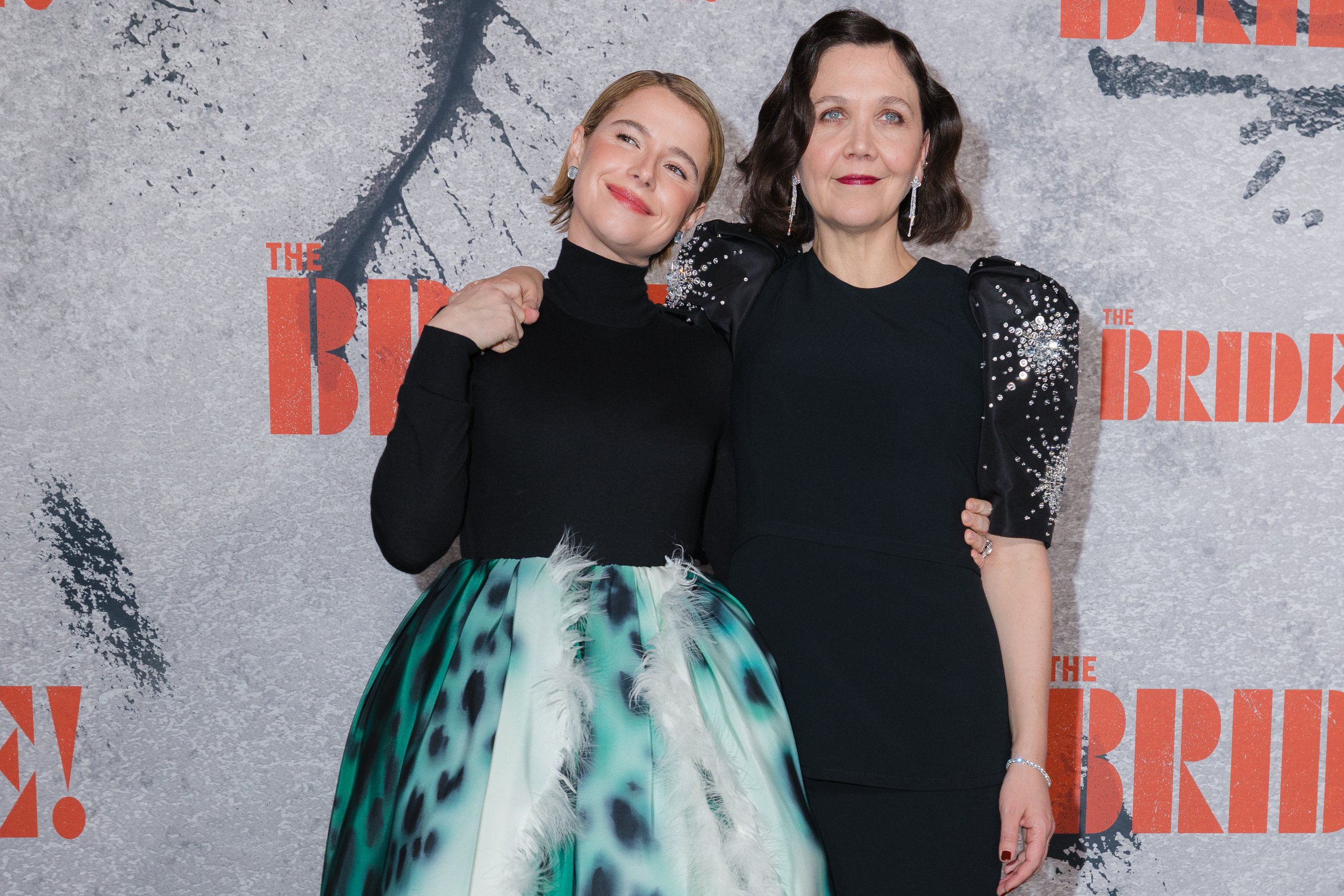 Jessie Buckley and Maggie Gyllenhaal