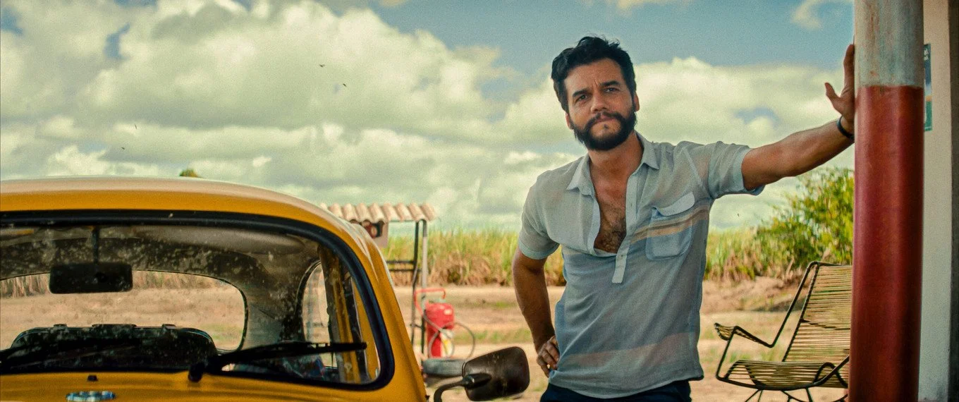 'The Secret Agent' Review: Wagner Moura Stuns in a Political Thriller Brimming with Grit, Humor, and Heart