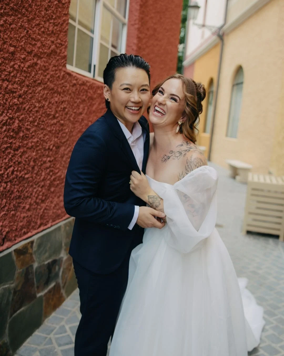 OOPS!! I traveled to the Gold Coast to photograph Meg &amp; Mei&rsquo;s elopement but ended up in&hellip; Copenhagen?? Nope! Introducing the under- photographed (imo) coastal town of Emerald Lakes, QLD🤯🤯 So much color, so much fun, and so exotic🌈?