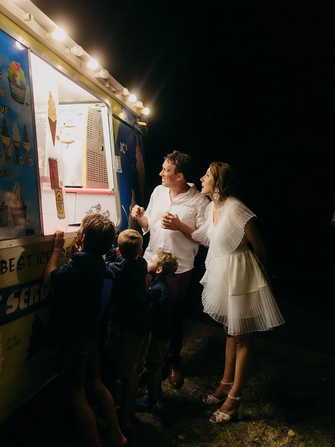 Hey Melbourne, it&rsquo;s HOT🔥And I was just remembering the last time I shot a wedding in 41 degree heat, with El &amp; Thom, who at the last minute, ordered an ice cream truck to come to their reception and surprise their guests with unlimited🍦🍦