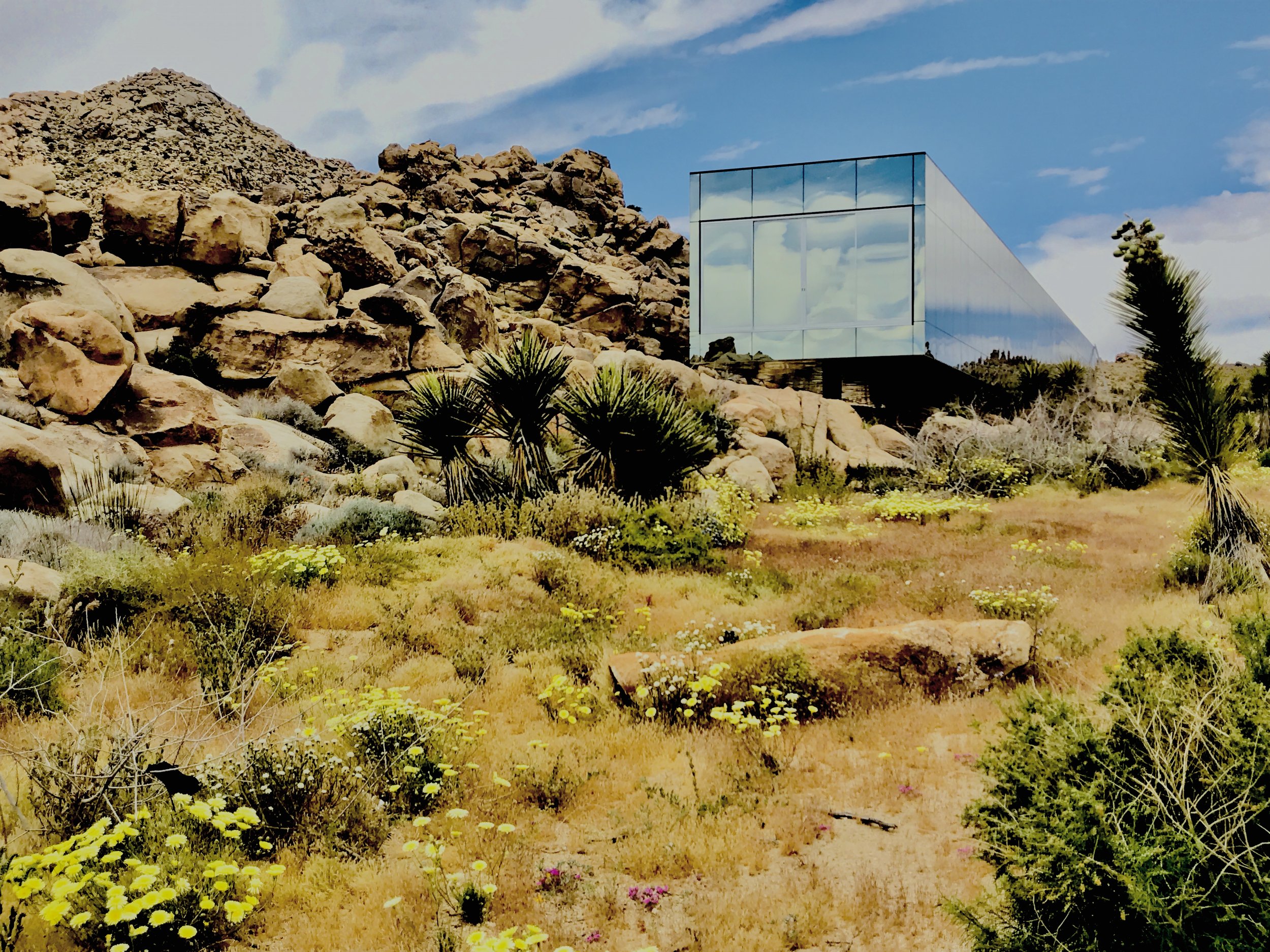 Filmland-Invisible-House-Joshua-Tree-25-exterior-25.jpeg