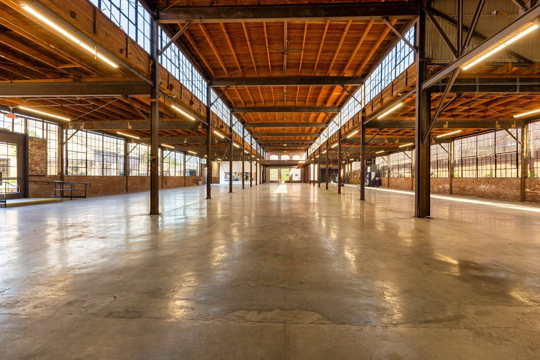 industrial warehouse film location Los Angeles, wood bow truss ceiling film location LA, warehouse with mezzanine filming location Los Angeles, multi warehouse campus film location LA, gritty warehouse film location Los Angeles, warehouse film locati