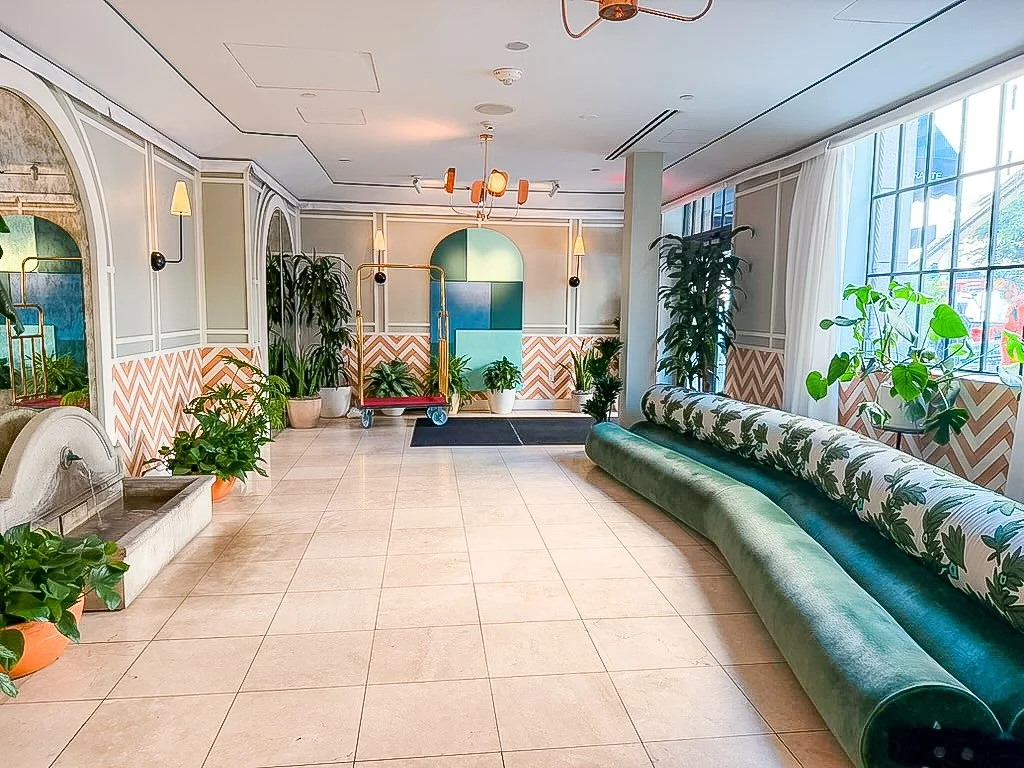 Filmland-Bella-Hotel-DTLA-entrance-11.jpg