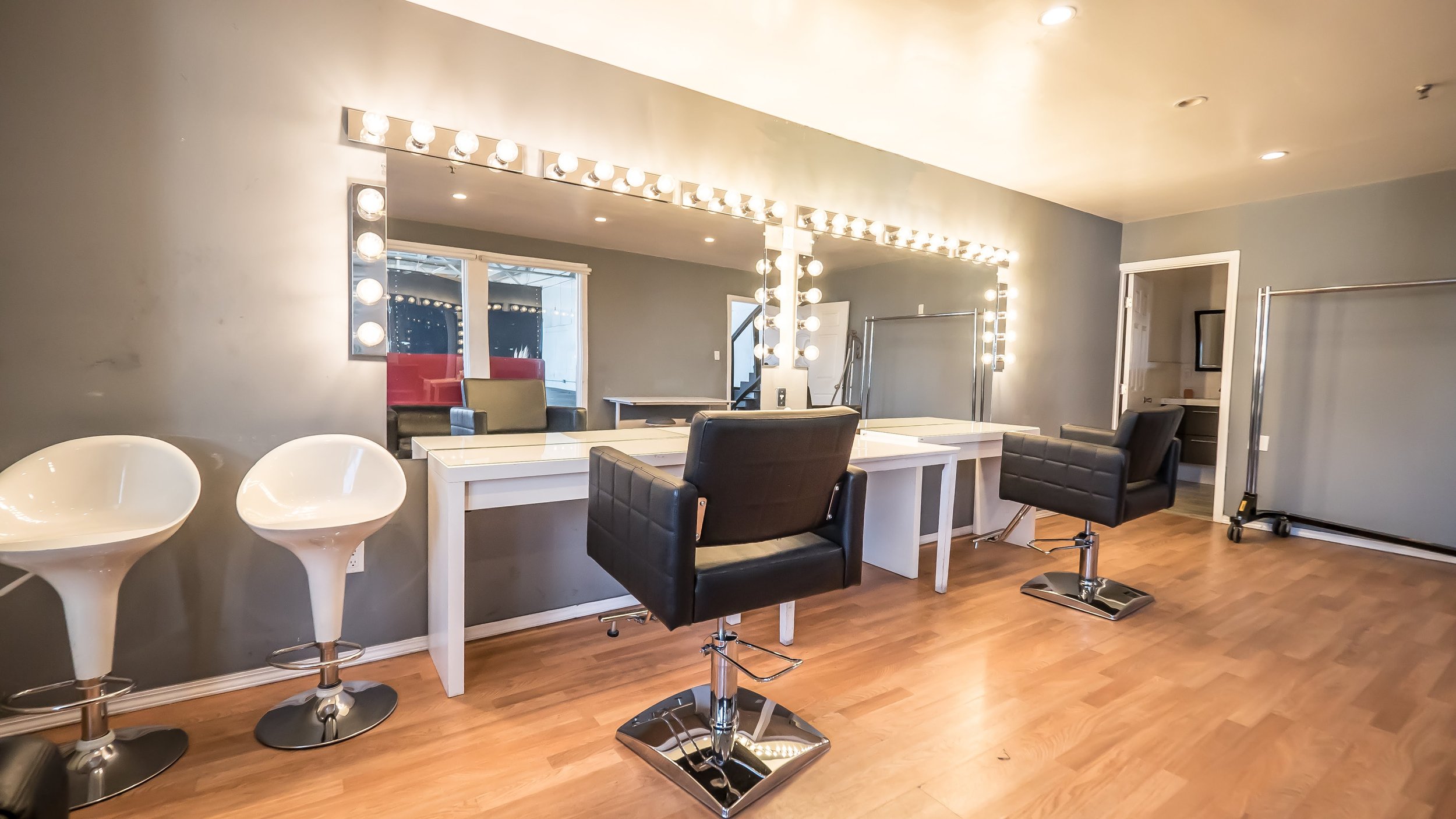 16-16-Filmland-Raw Studios.jpg