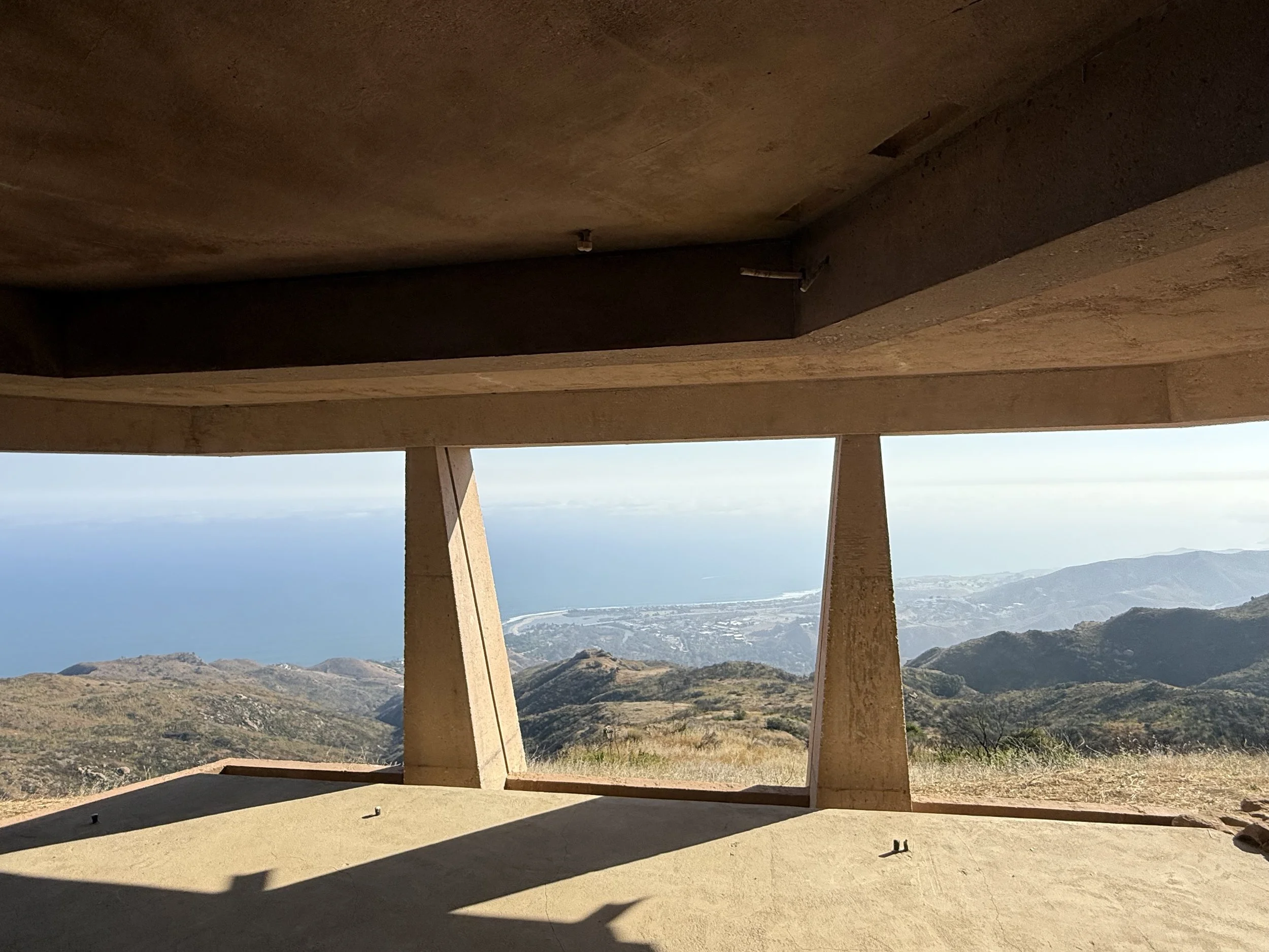 04-1-Filmland-Coastal Legacy House-4.jpeg