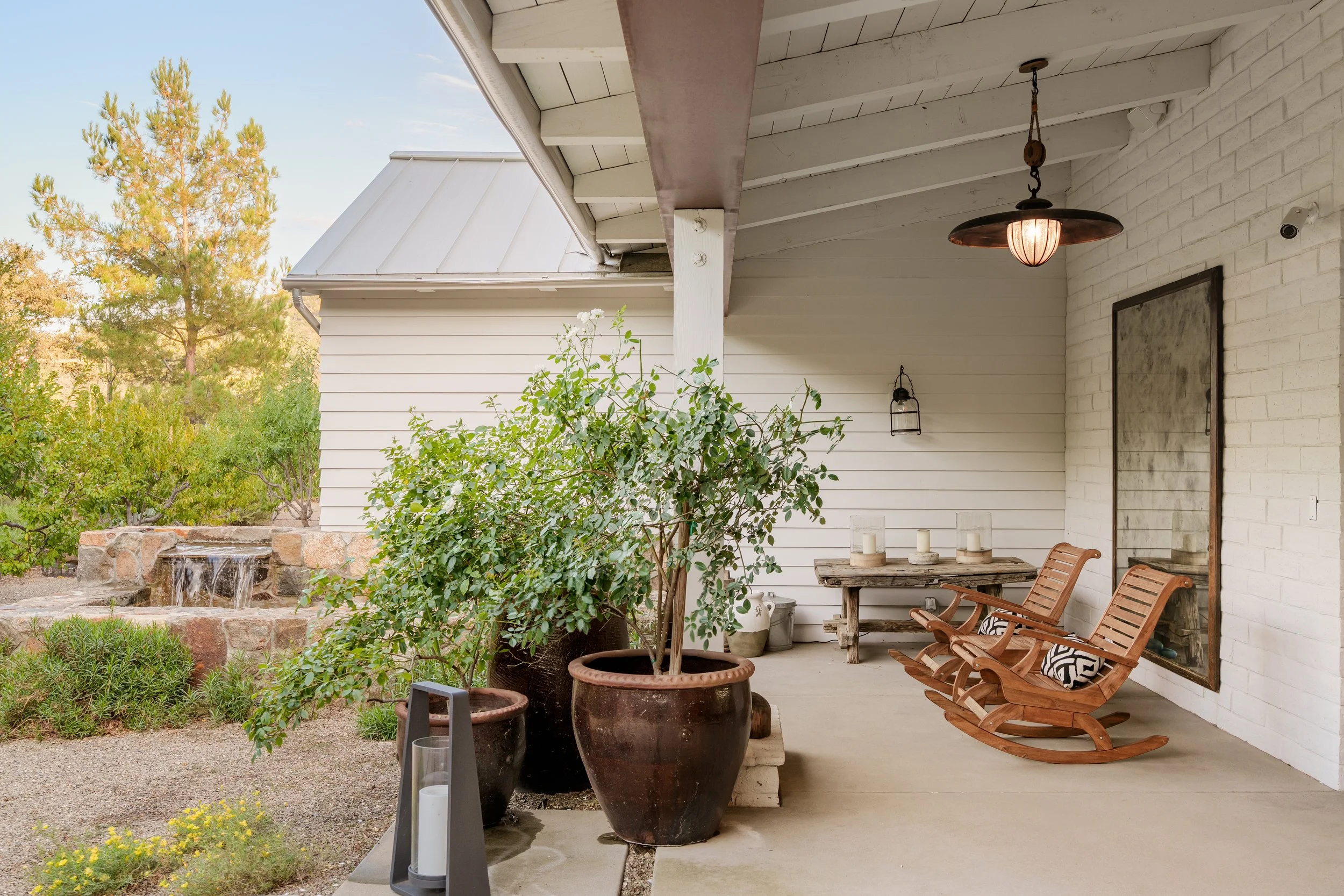 Filmland-RCRanch-house-exterior-porch.jpg