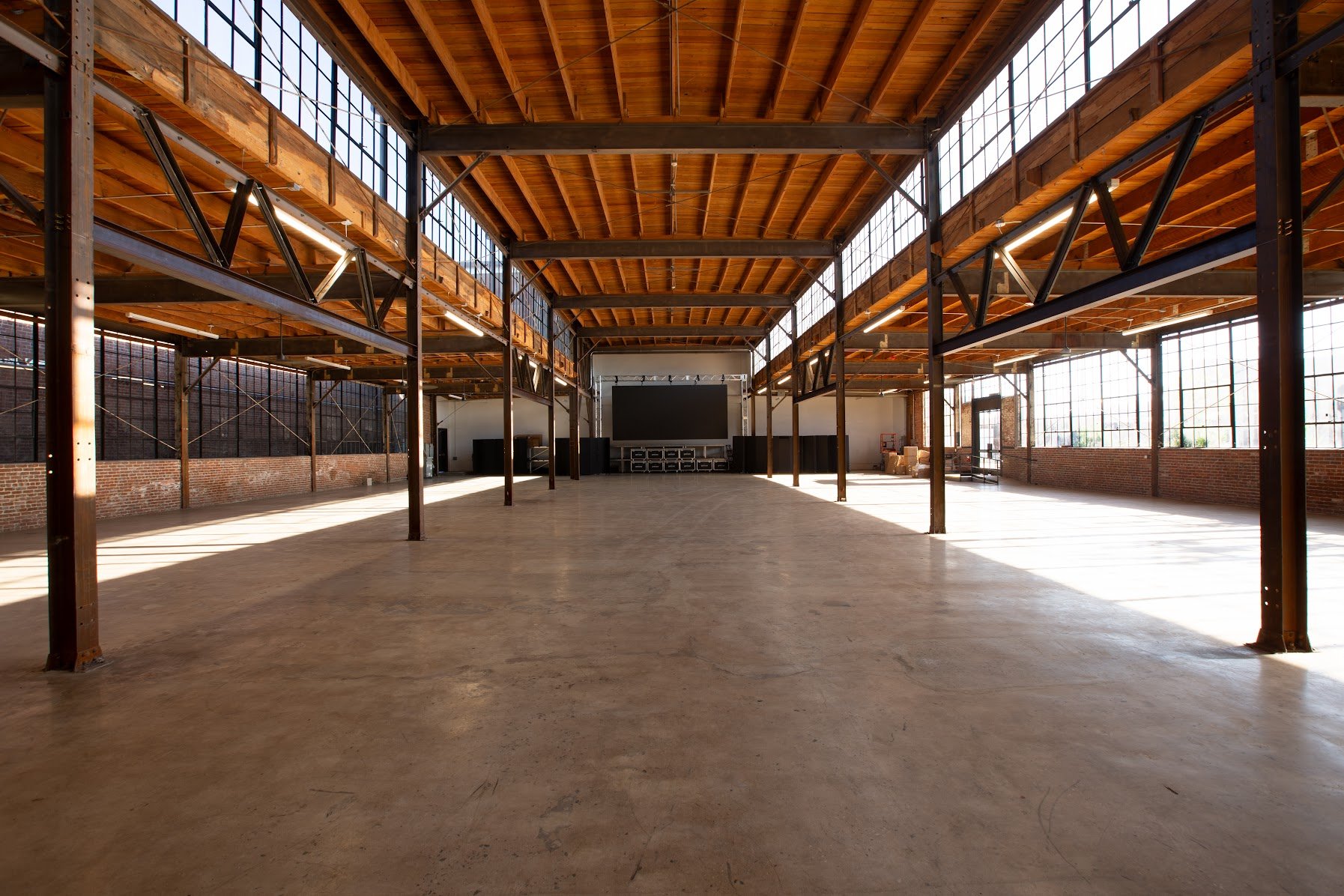 industrial warehouse film location Los Angeles, wood bow truss ceiling film location LA, warehouse with mezzanine filming location Los Angeles, multi warehouse campus film location LA, gritty warehouse film location Los Angeles, warehouse film locati