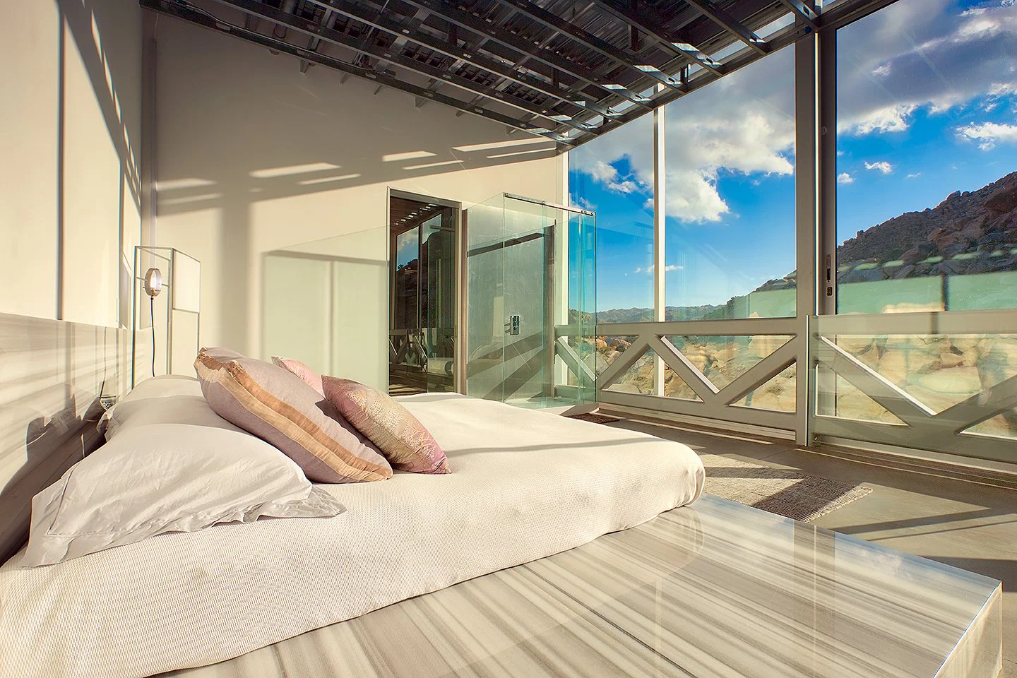 Filmland-Invisible-House-Joshua-Tree-59-bedroom-6.jpeg