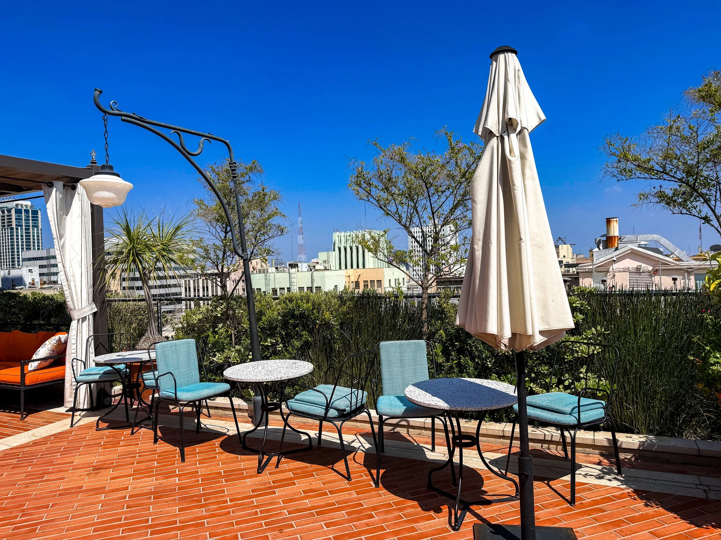 Filmland-Bella-Hotel-DTLA-Patio-5.jpg