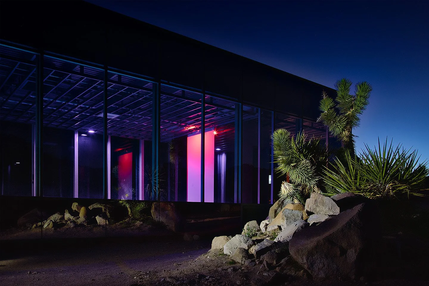 Filmland-Invisible-House-Joshua-Tree-33-exterior-33.jpeg