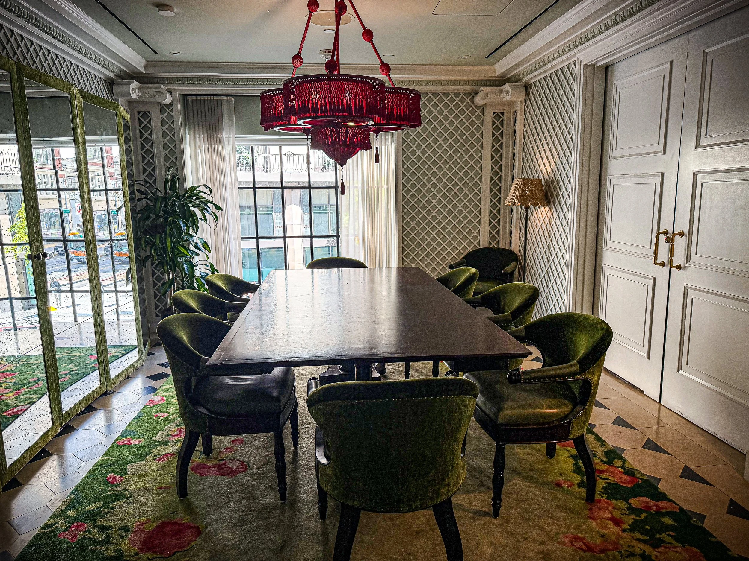 Filmland-Bella-Hotel-DTLA-meeting-room-2.jpg