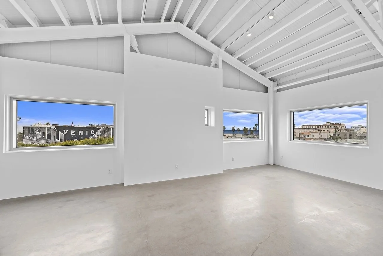 12-6d-Filmland-57 Venice.jpg