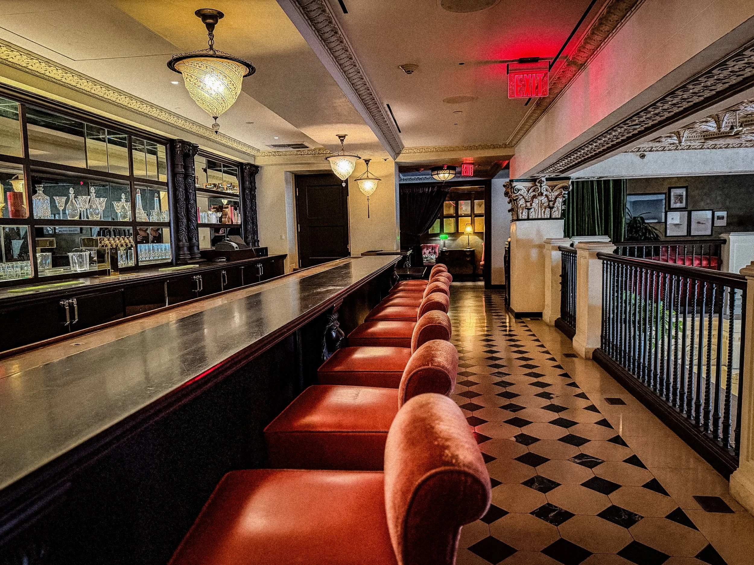 Filmland-Bella-Hotel-DTLA-bar-2.jpg