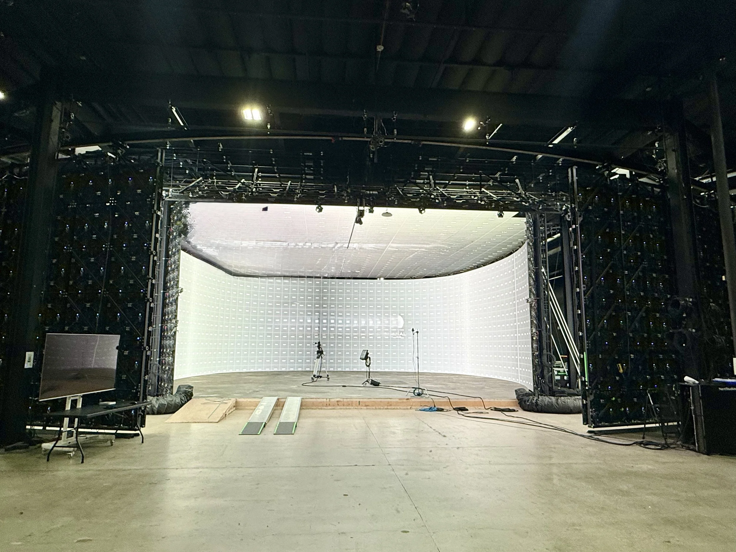 Filmland-El Volume-06.JPG