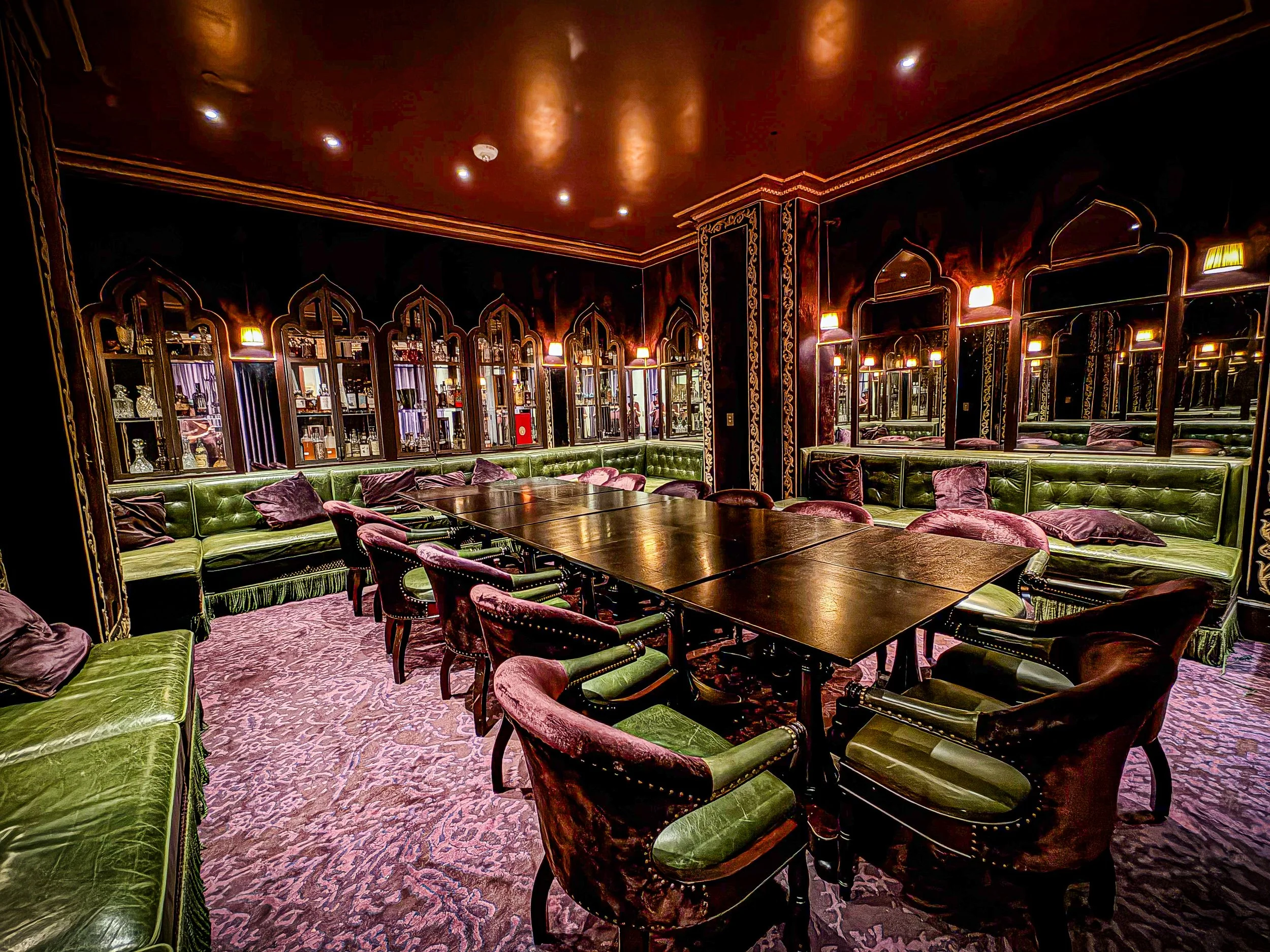 Filmland-Bella-Hotel-DTLA-private-velvet-room-3.jpg
