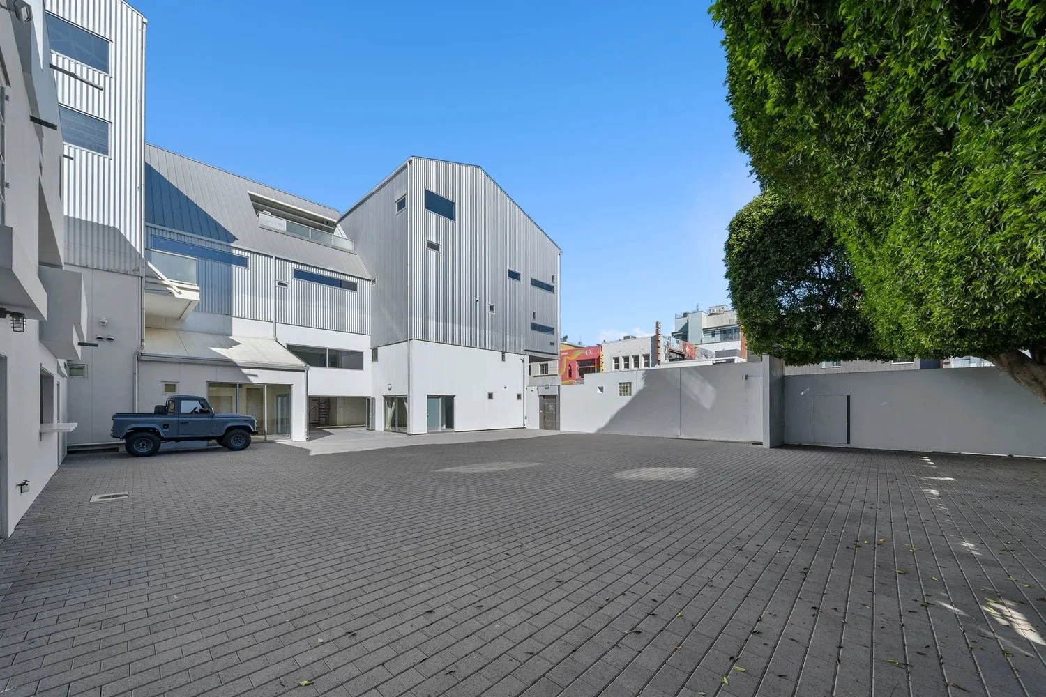 26-10-Filmland-57 Venice-Warehouse.jpg