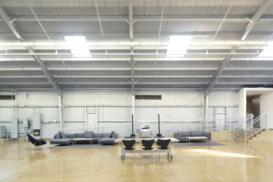 08-Filmland-Elixer Studios - hangar.jpg