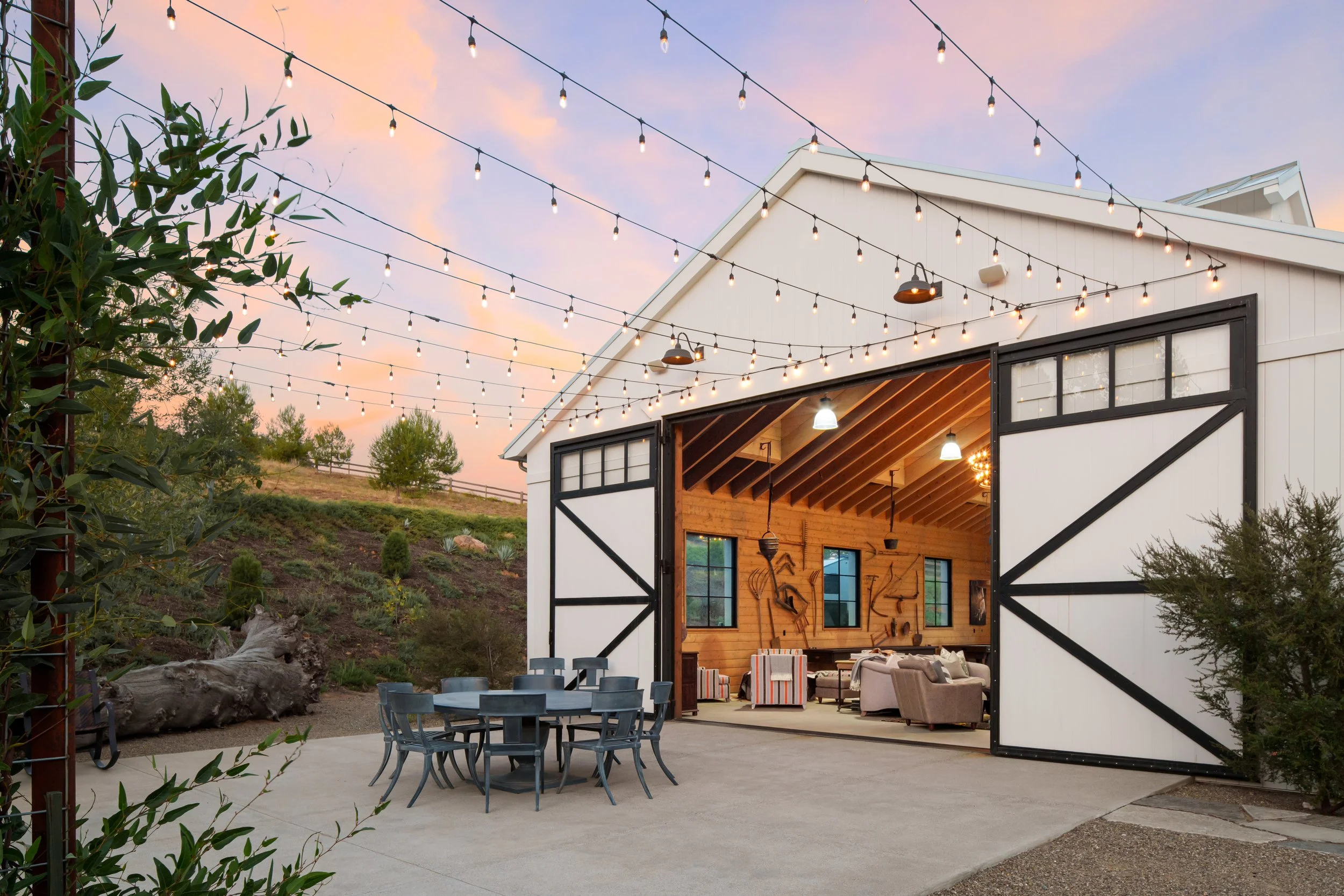 Filmland-RCRanch-barn-4.jpg
