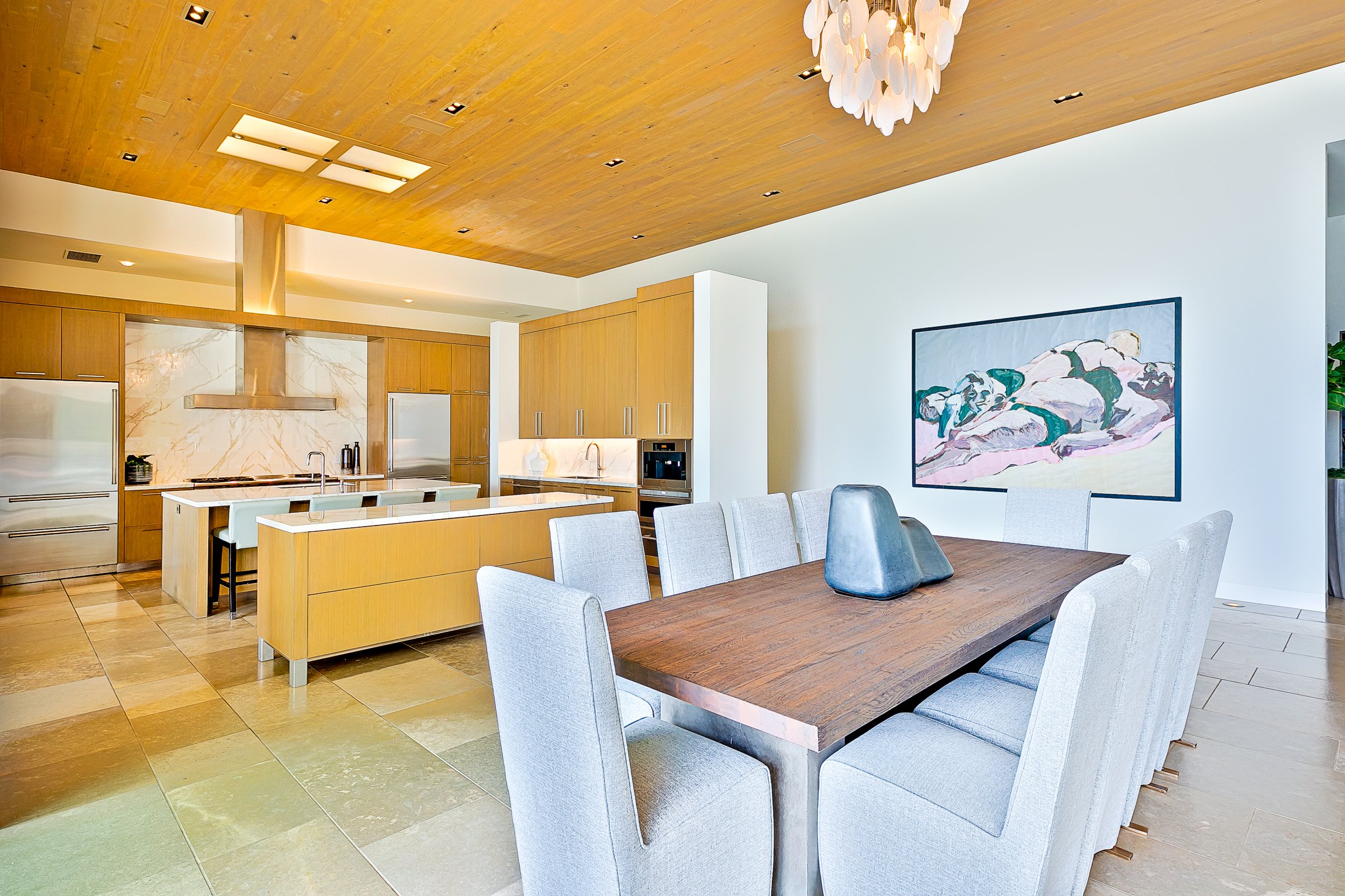 07-42 Dining Room .jpeg