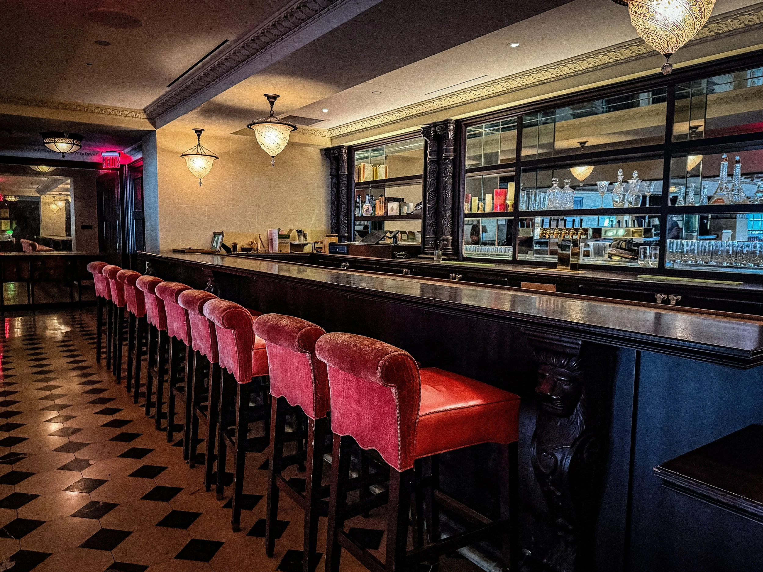 Filmland-Bella-Hotel-DTLA-bar.jpg