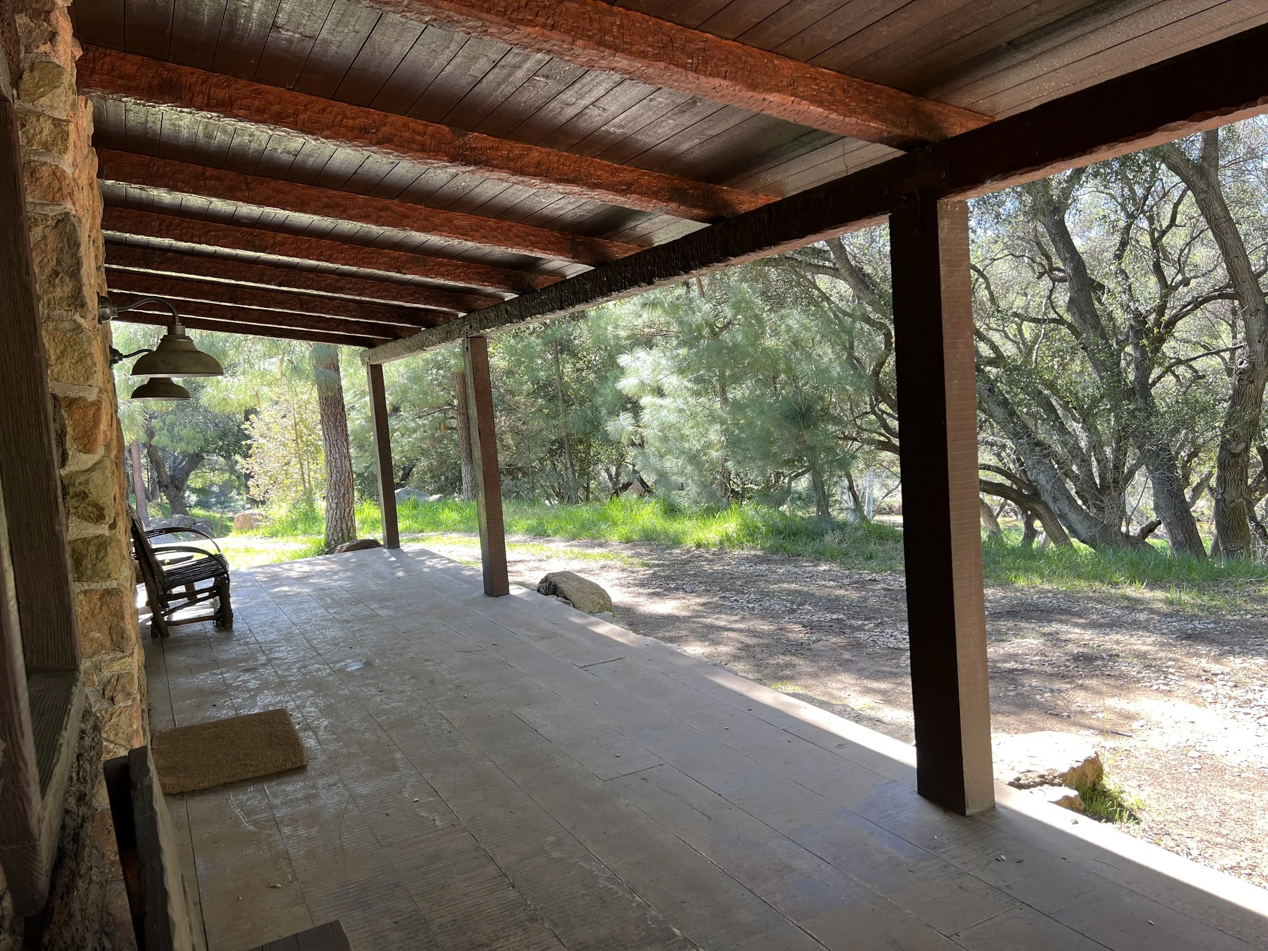 Filmland-Golden Summit-Cabin-8b.jpeg