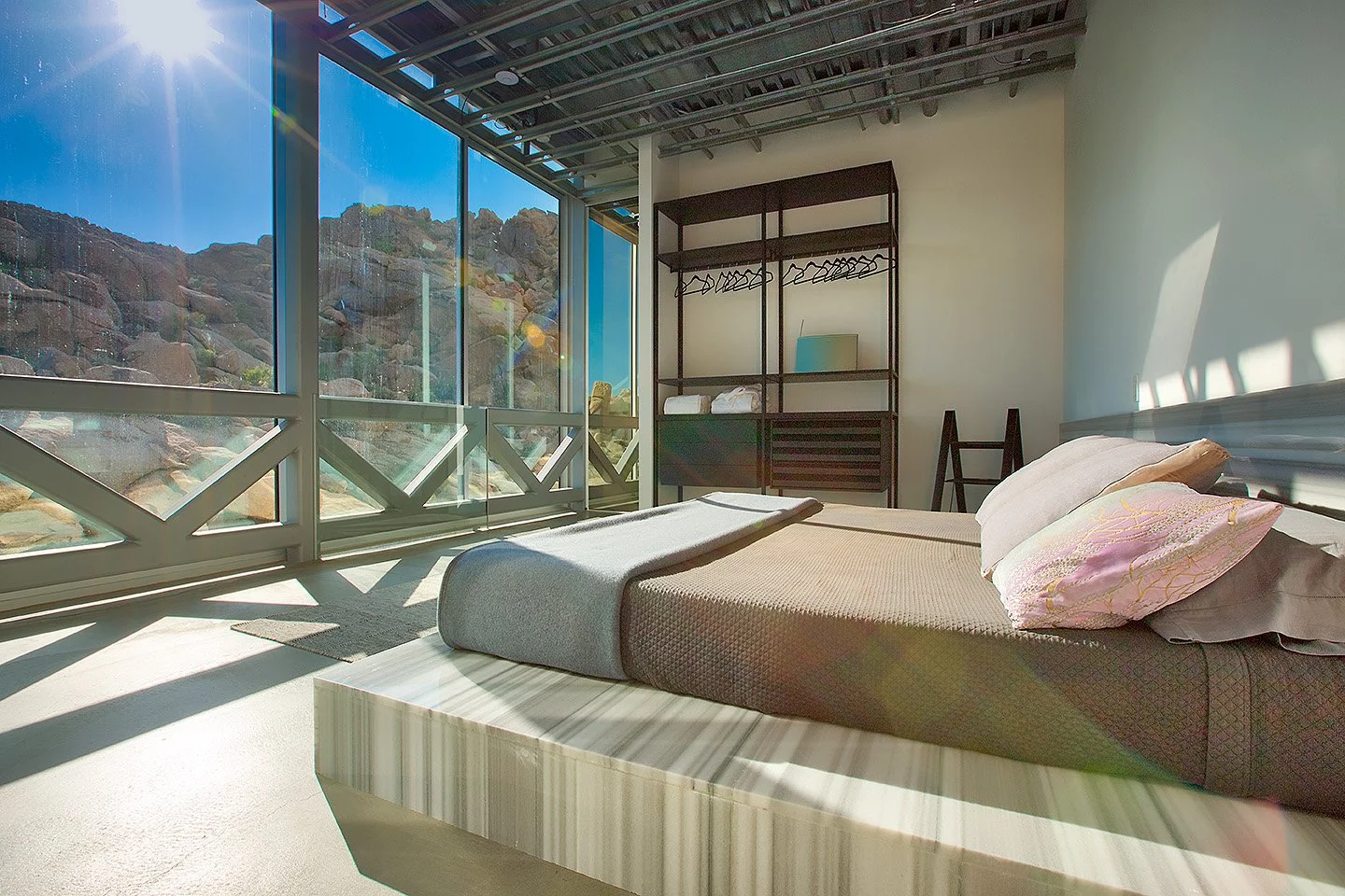 Filmland-Invisible-House-Joshua-Tree-60-bedroom-7.jpeg