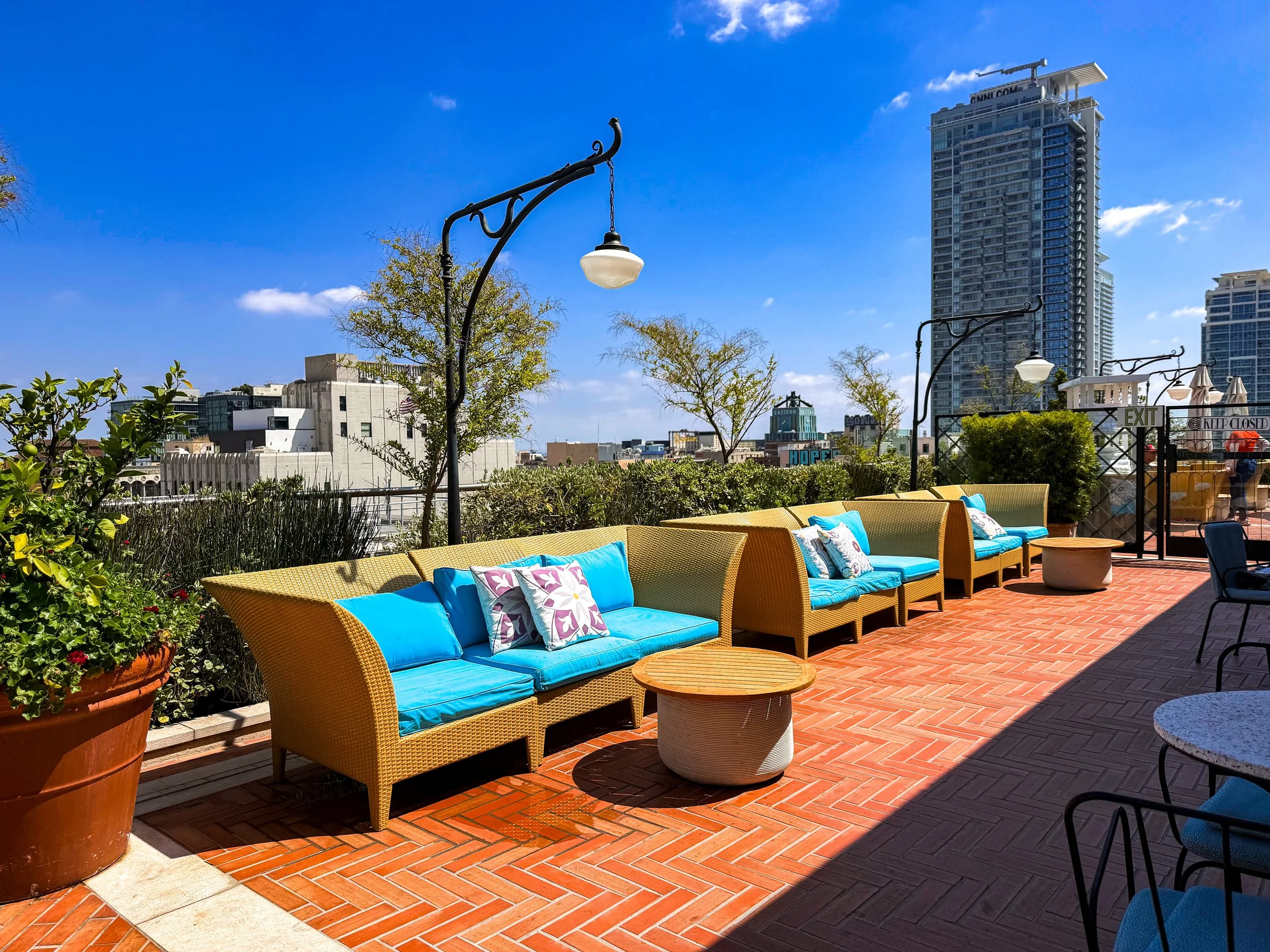 Filmland-Bella-Hotel-DTLA-Patio-4.jpg