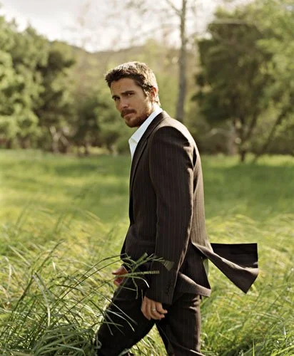 Filmland-Golden Summit-Sample-3.jpeg