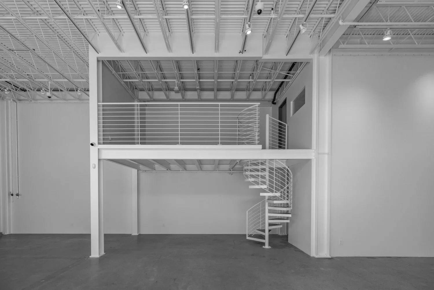 13-3bbbb-Filmland-57 Venice-Warehouse.jpg