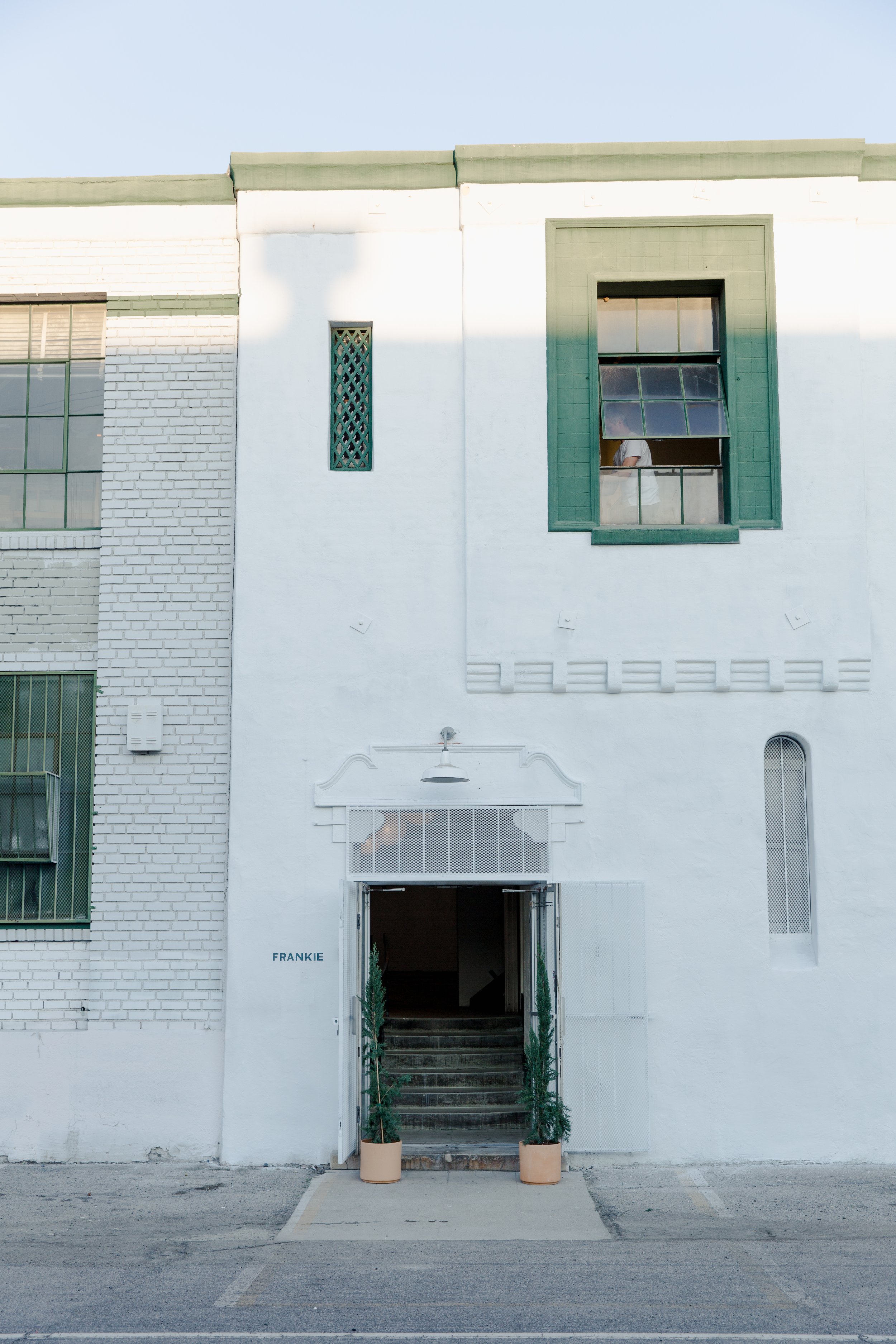 industrial warehouse filming location Arts District Los Angeles, warehouse film location near Arts District LA, loft filming location Los Angeles Arts District, concrete floor film location Los Angeles, high ceiling warehouse film location LA, natura