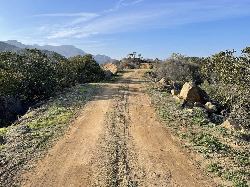 outdoor film location Los Angeles, exterior filming location 30-mile zone, ranch film location Los Angeles, open terrain film location LA, rolling hills filming location Southern California, automotive film location Los Angeles, aerial filming locati