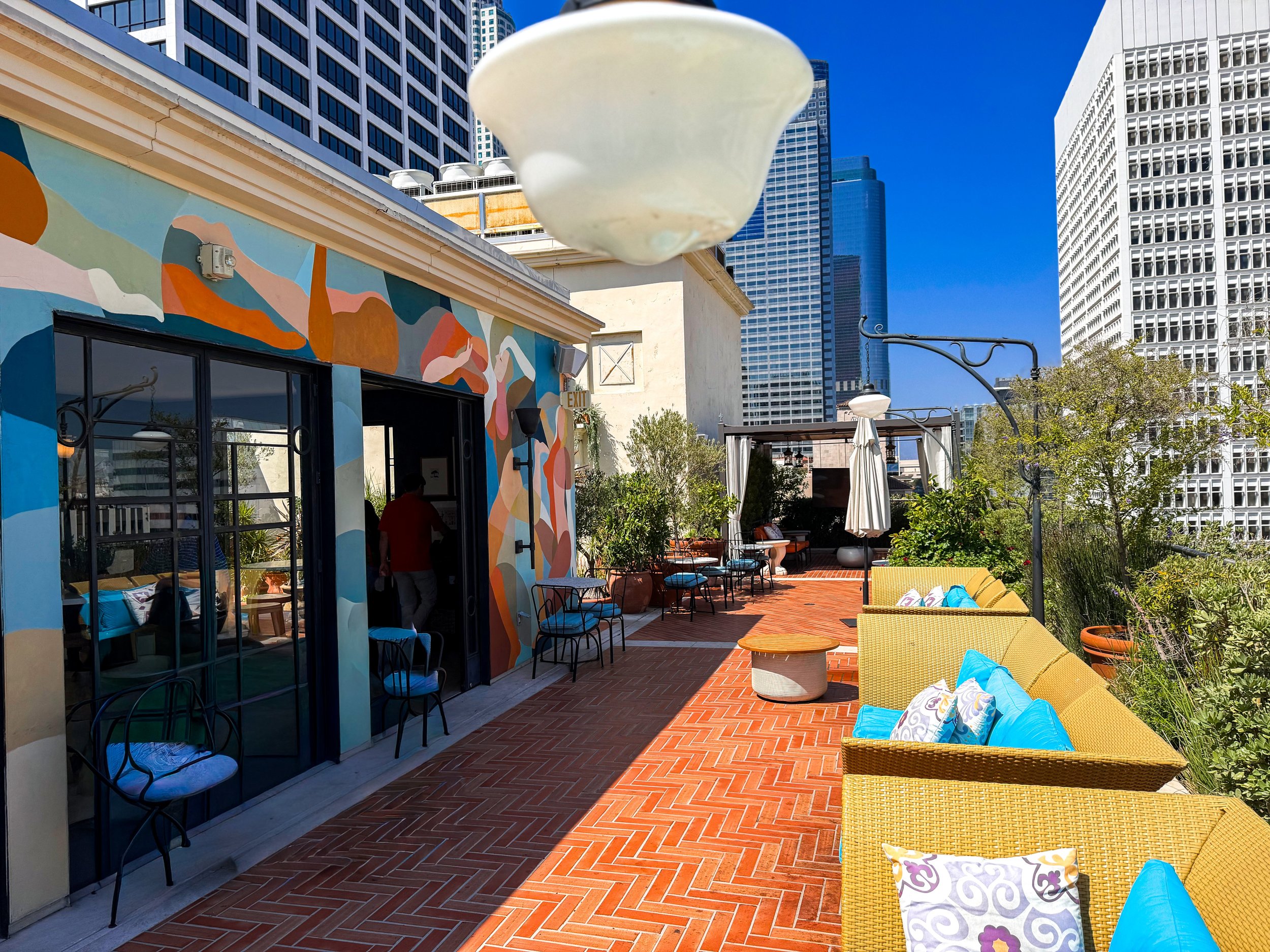 Filmland-Bella-Hotel-DTLA-Patio-2.jpg