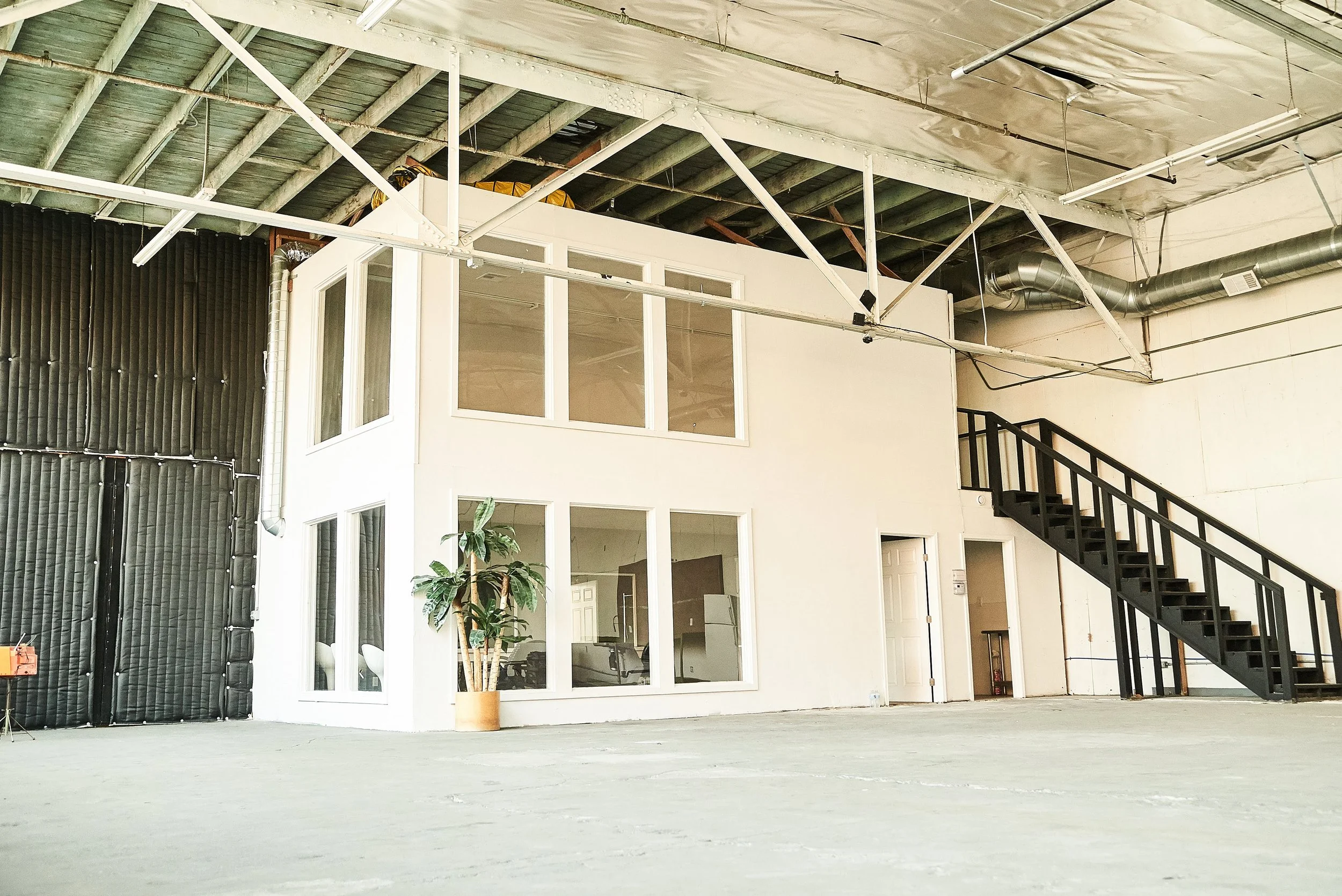 52-25-Filmland-Raw Studios-Industrial.jpg