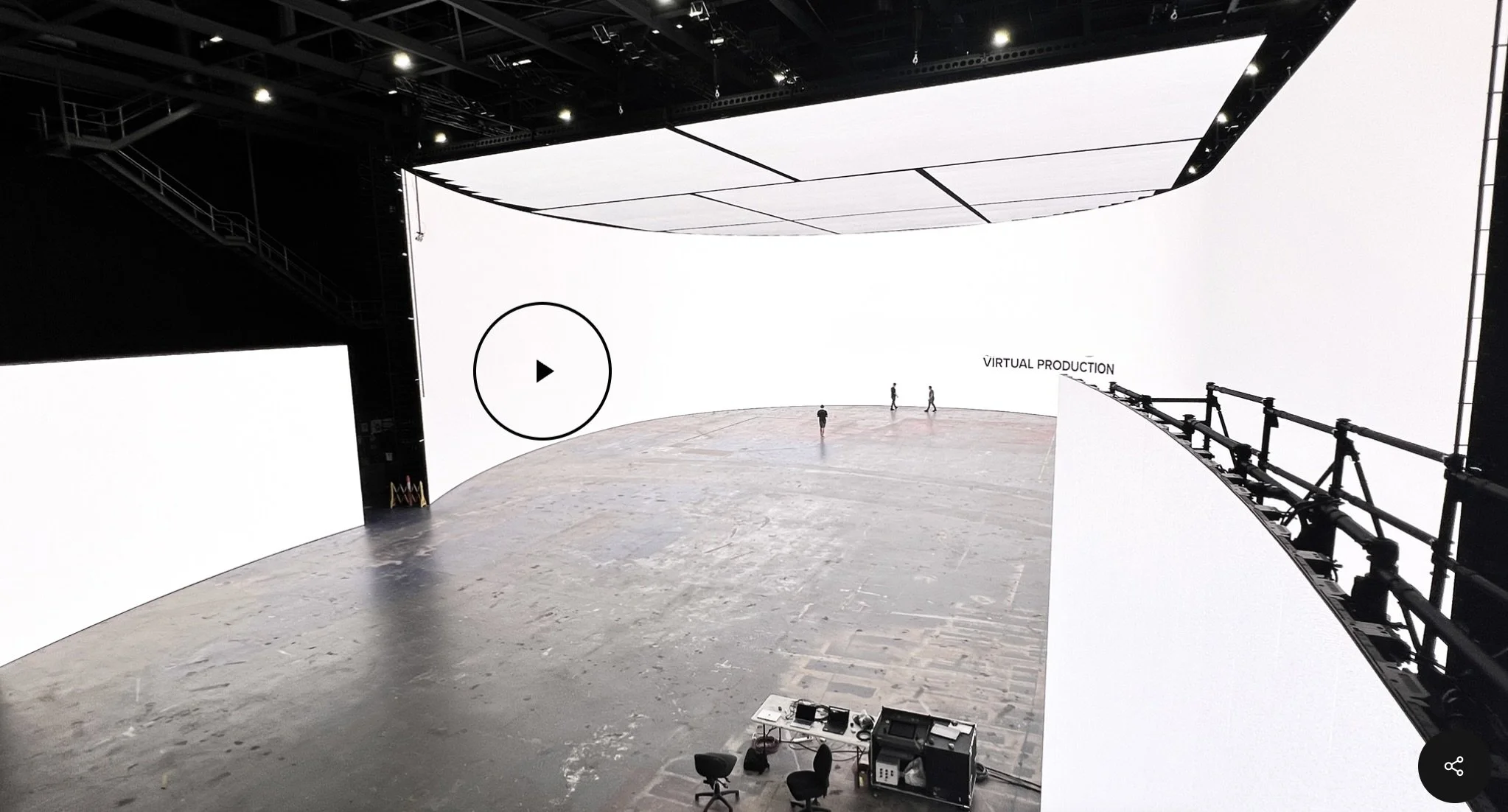 Filmland-El Volume-09.jpeg