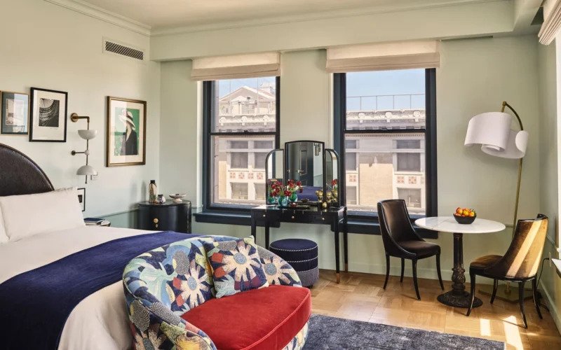 Filmland-BellaHotel-Room00.jpg