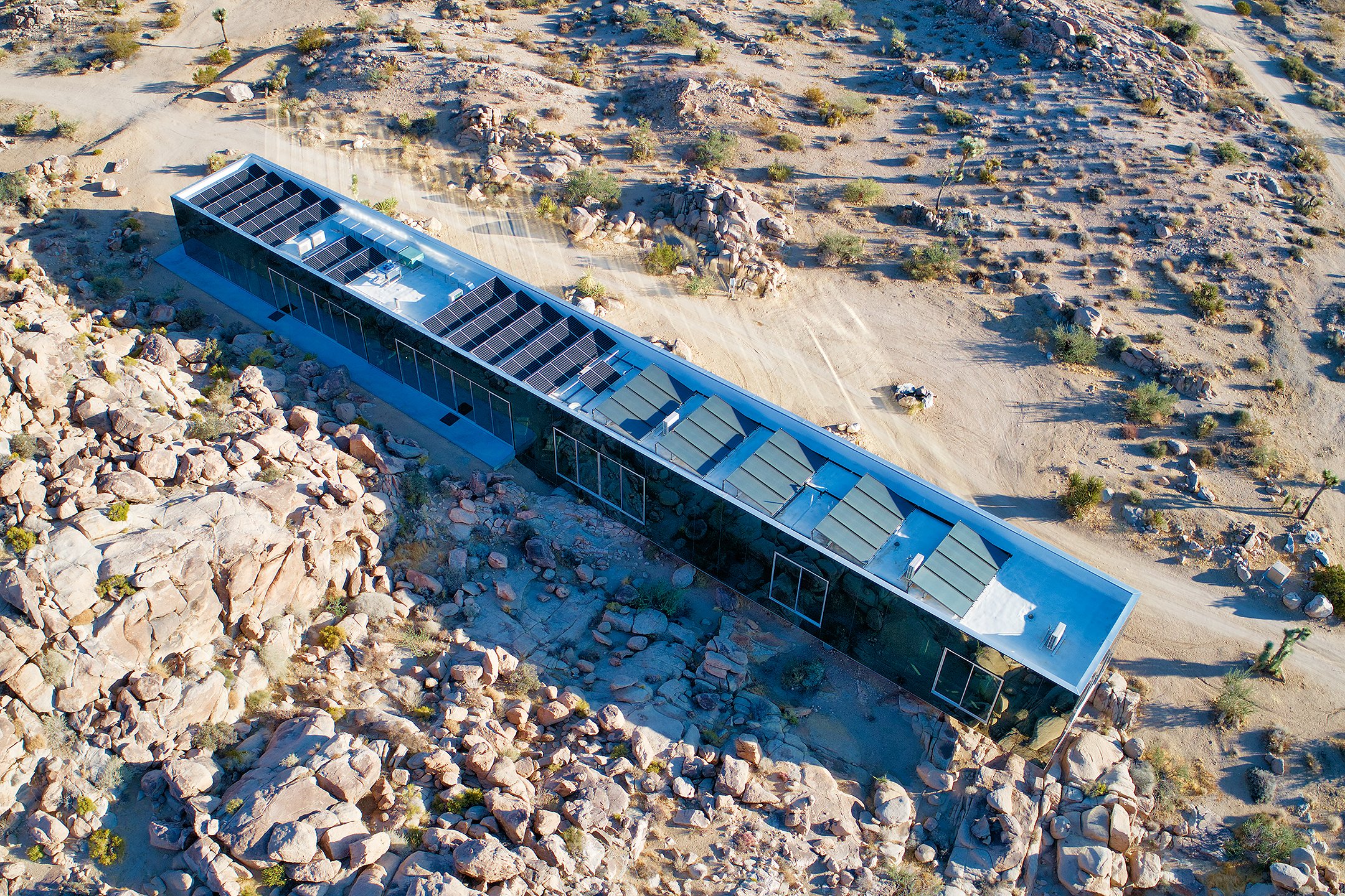 Filmland-Invisible-House-Joshua-Tree-14-exterior-14.jpeg