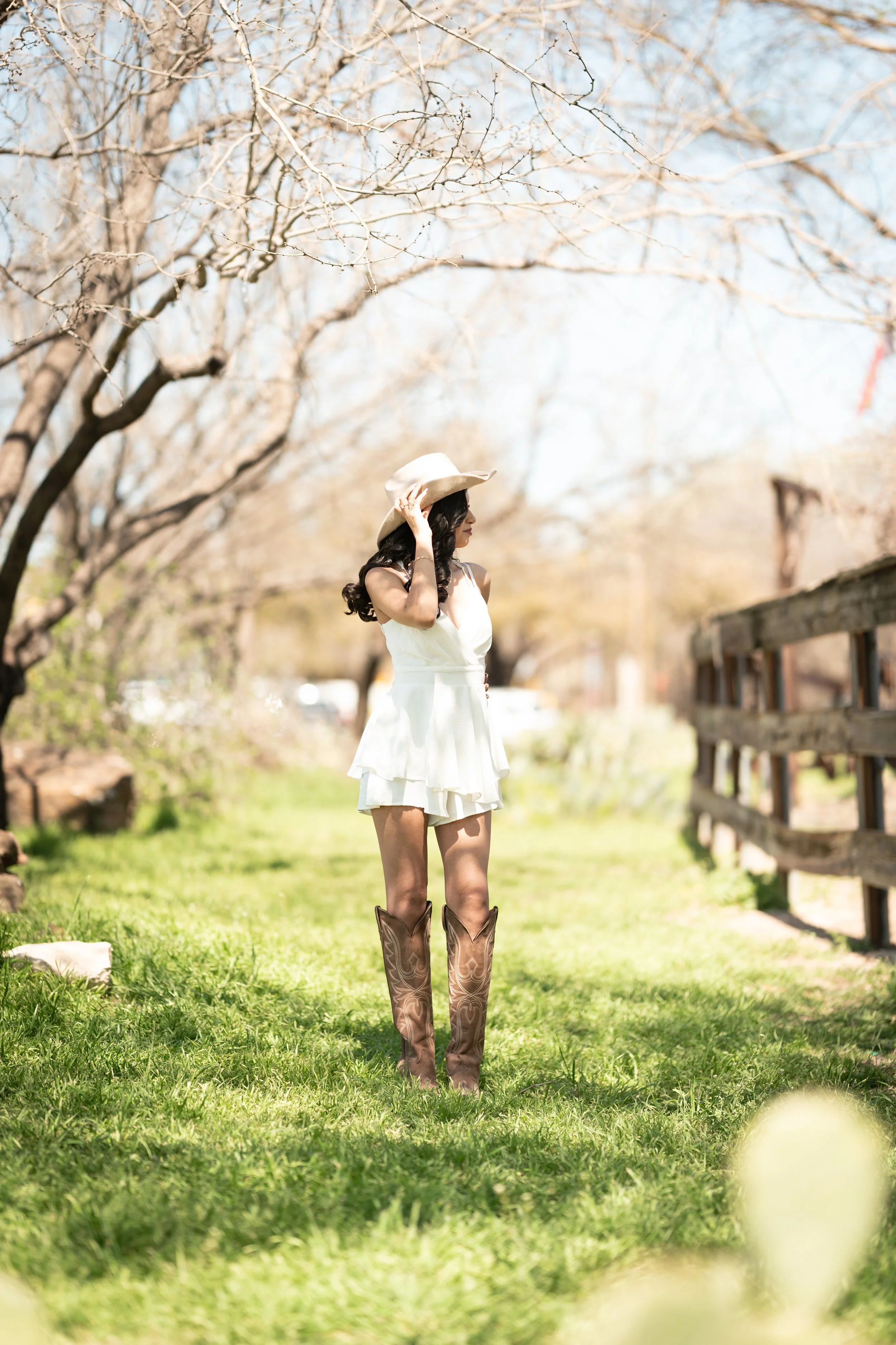 Fort Worth quinceañera photography by New Dawn Photo