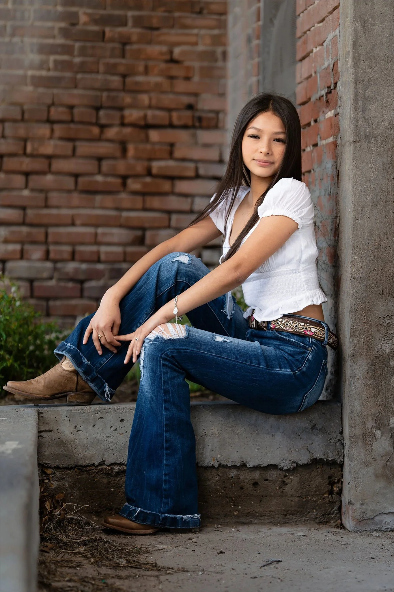 quinceanera-western-bluejeans-whiteshirt-savethedate.jpg