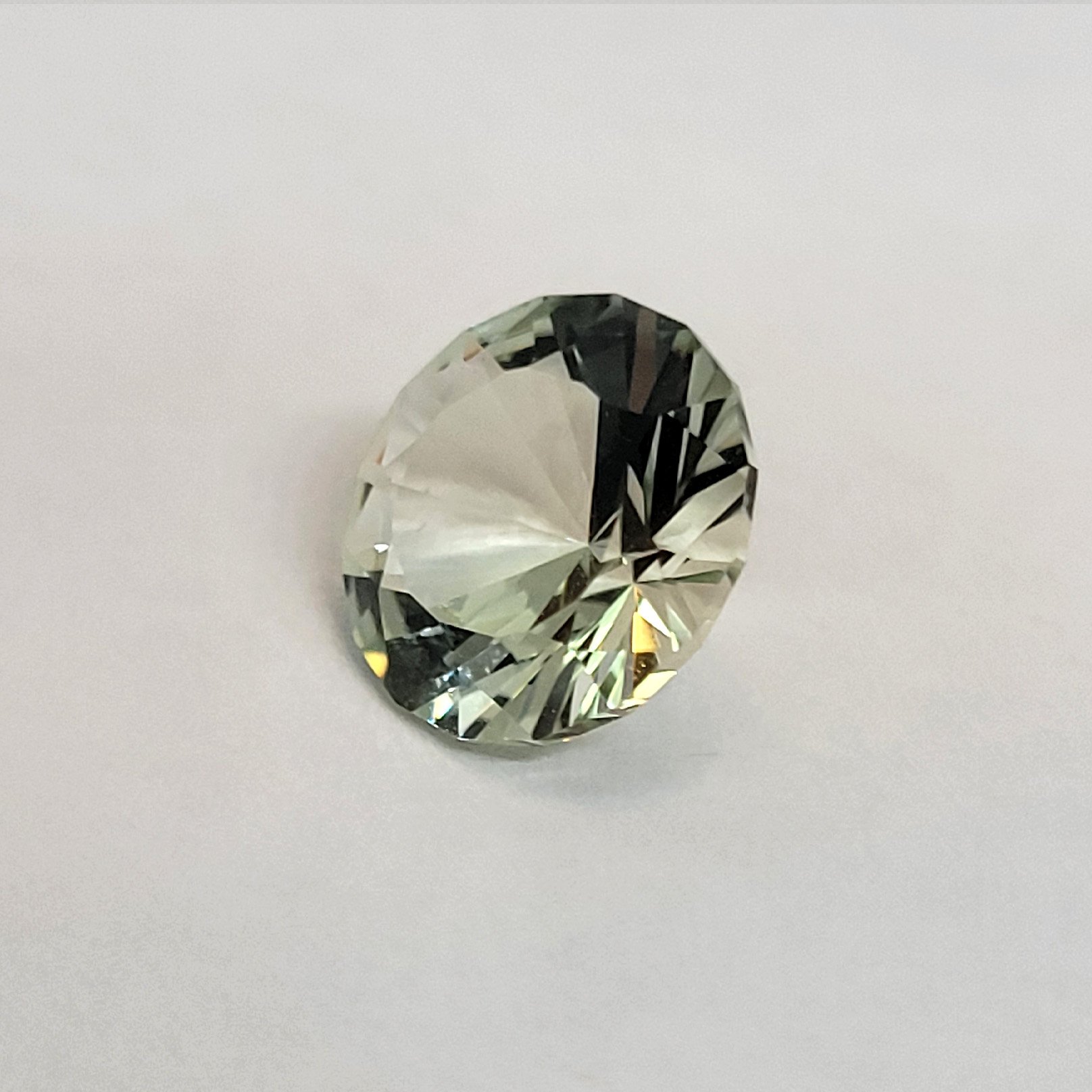 10-mintberyl-232ct-2.jpg