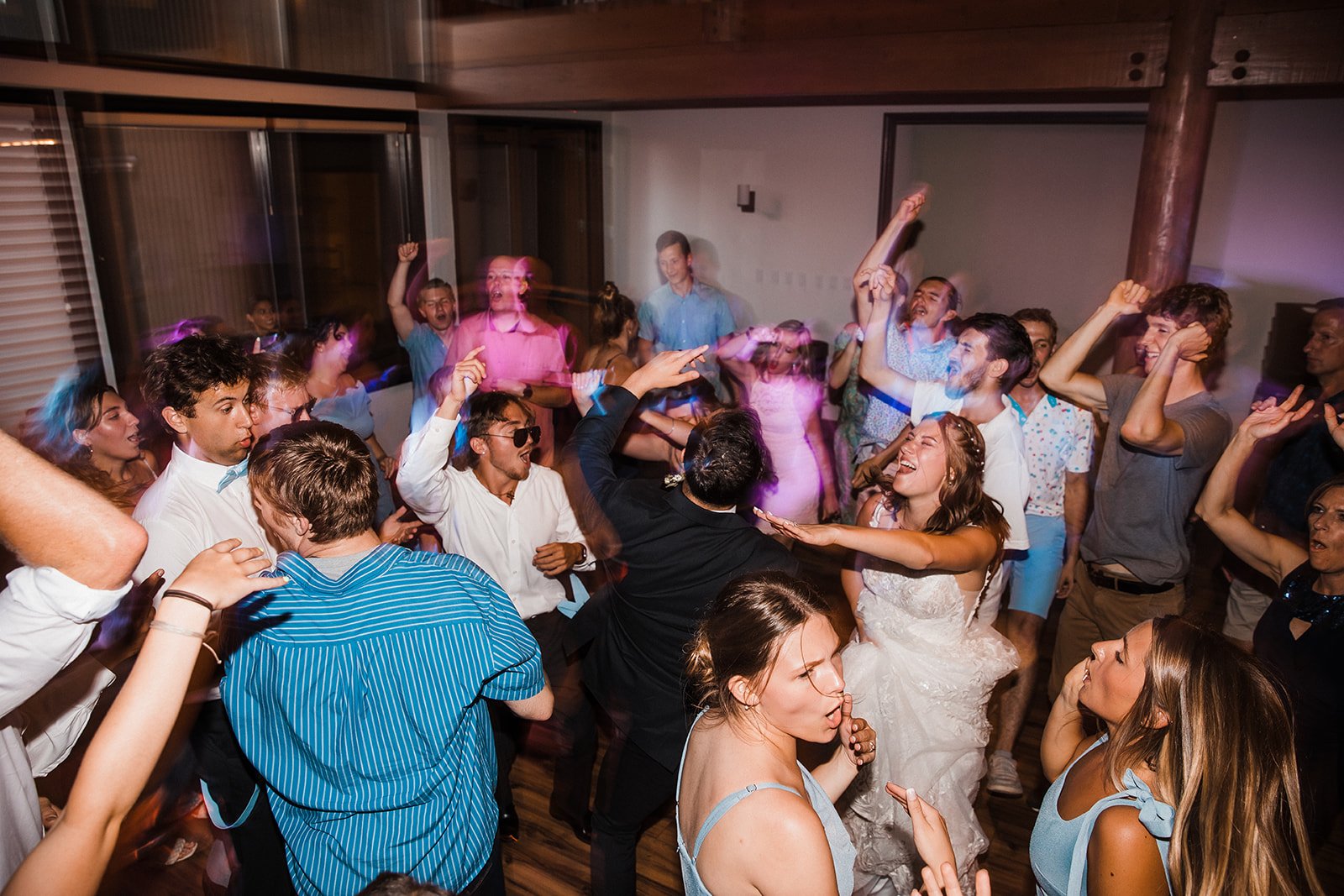 BuschWedding5188_websize.jpg