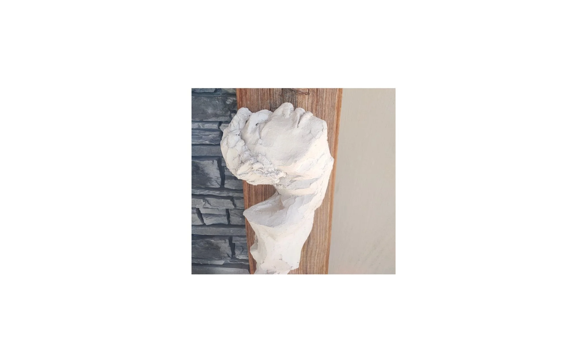 Applique Blanche "Regard vers le ciel"