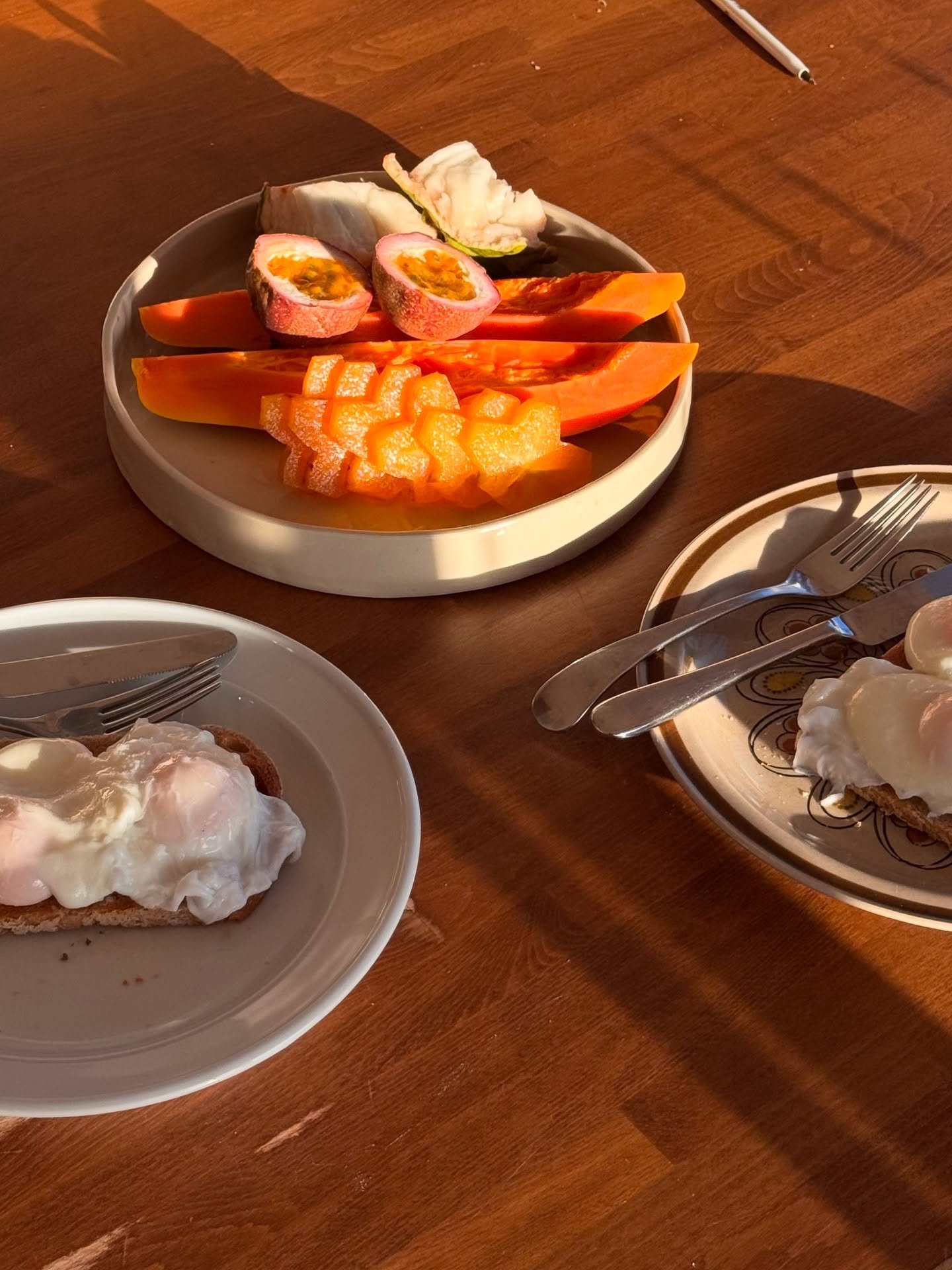 Food as Medicine 

Rhi&rsquo;s tips to support digestive function and avoid abdominal discomfort; 

&mdash; mindful eating; connecting with food, touching it, eating with purpose and presence, avoid screens, open up to the moment 
&mdash; bring focus