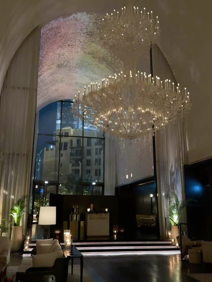 Christmas light of a different kind 🎄

It&rsquo;s hard to believe that today is the last working day of the year. Up to the wire this year, as we took a last minute trip to celebrate festivities with family in Dubai ahead of Christmas here at home.
