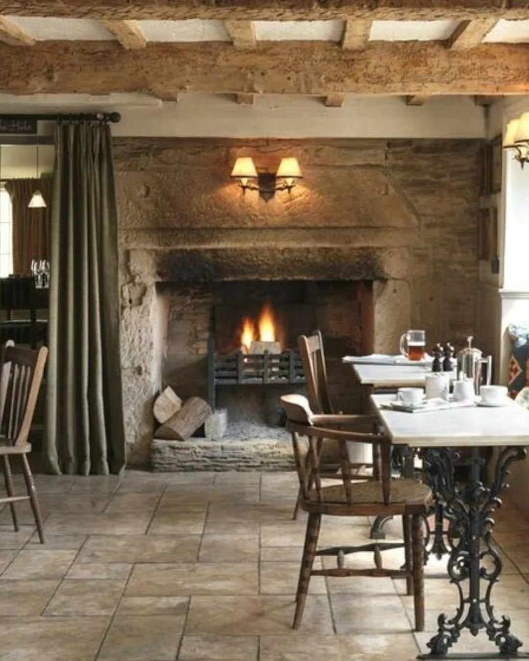 WRS(25)_106. Not the finished space.

The thinking that leads to it.

Moodboards, sketches, and early exploration that shape the direction of a project from the outset.