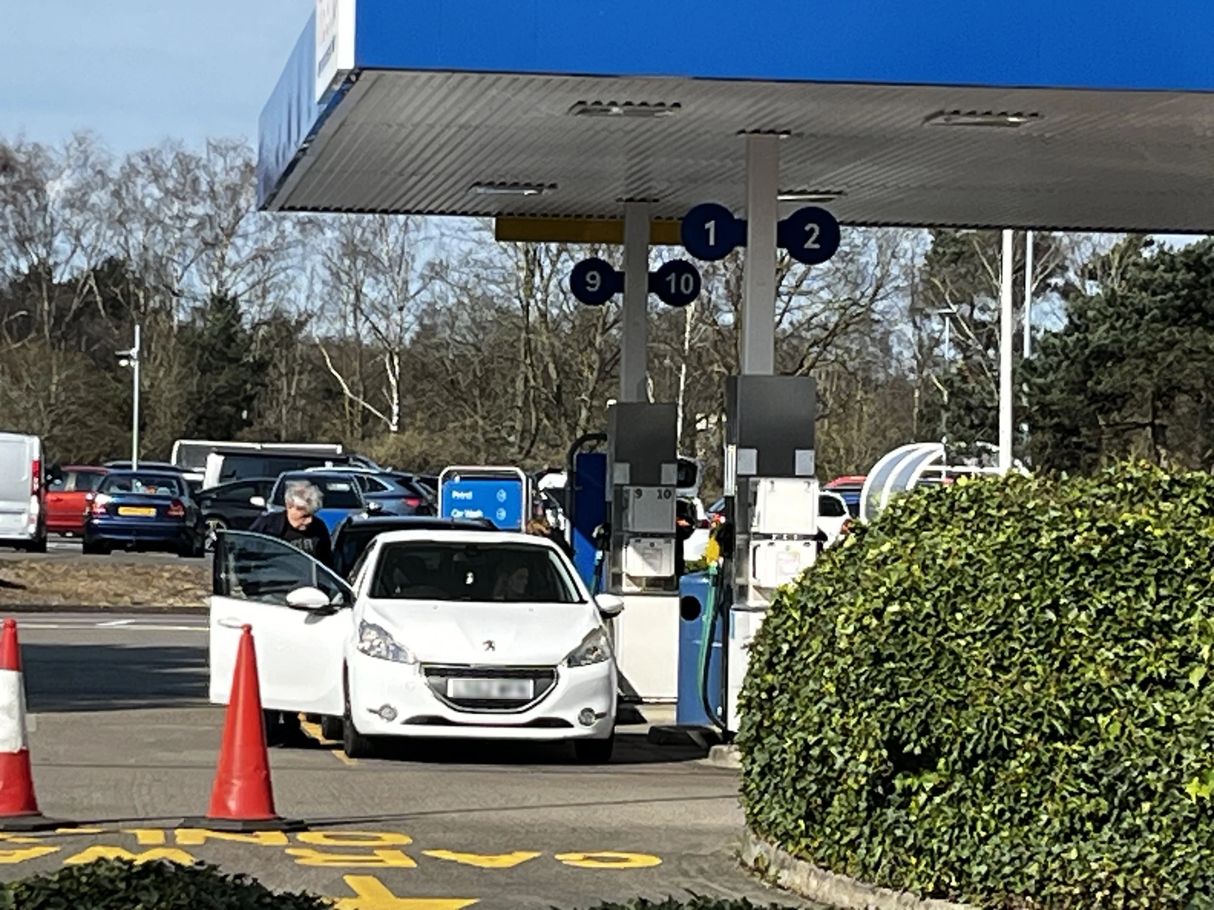 Tesco petrol station - LP image.JPG
